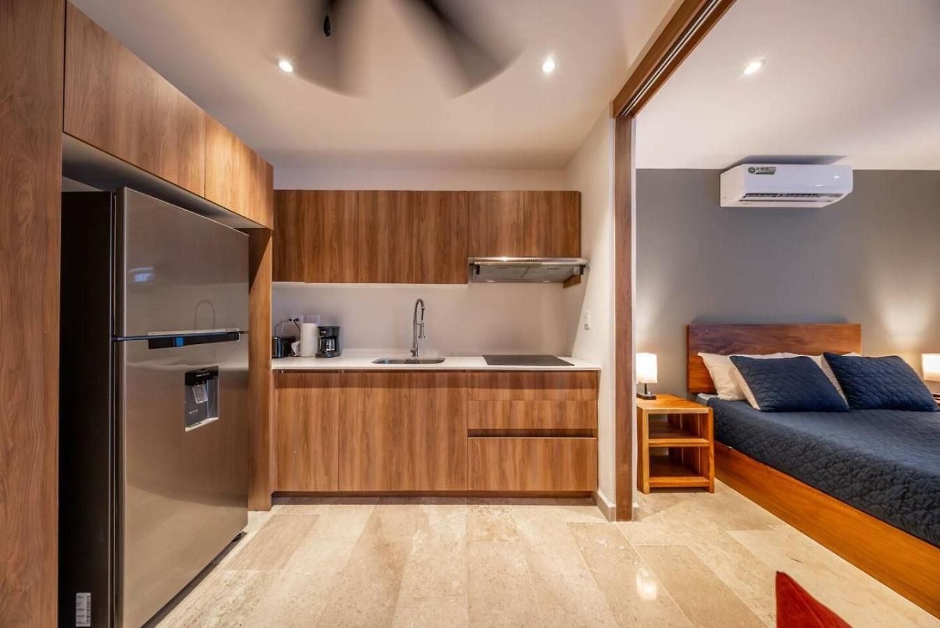 Lux With Rooftop Pool Gym Private Balcony Holiday home Tulum