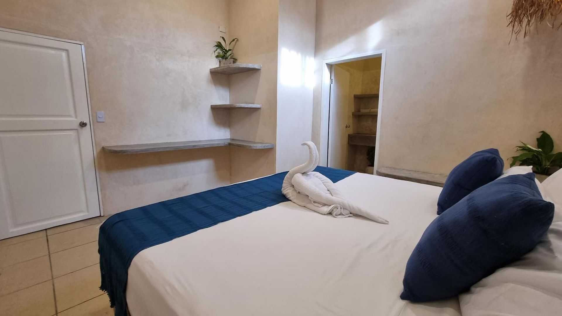 396 Hotel 3*