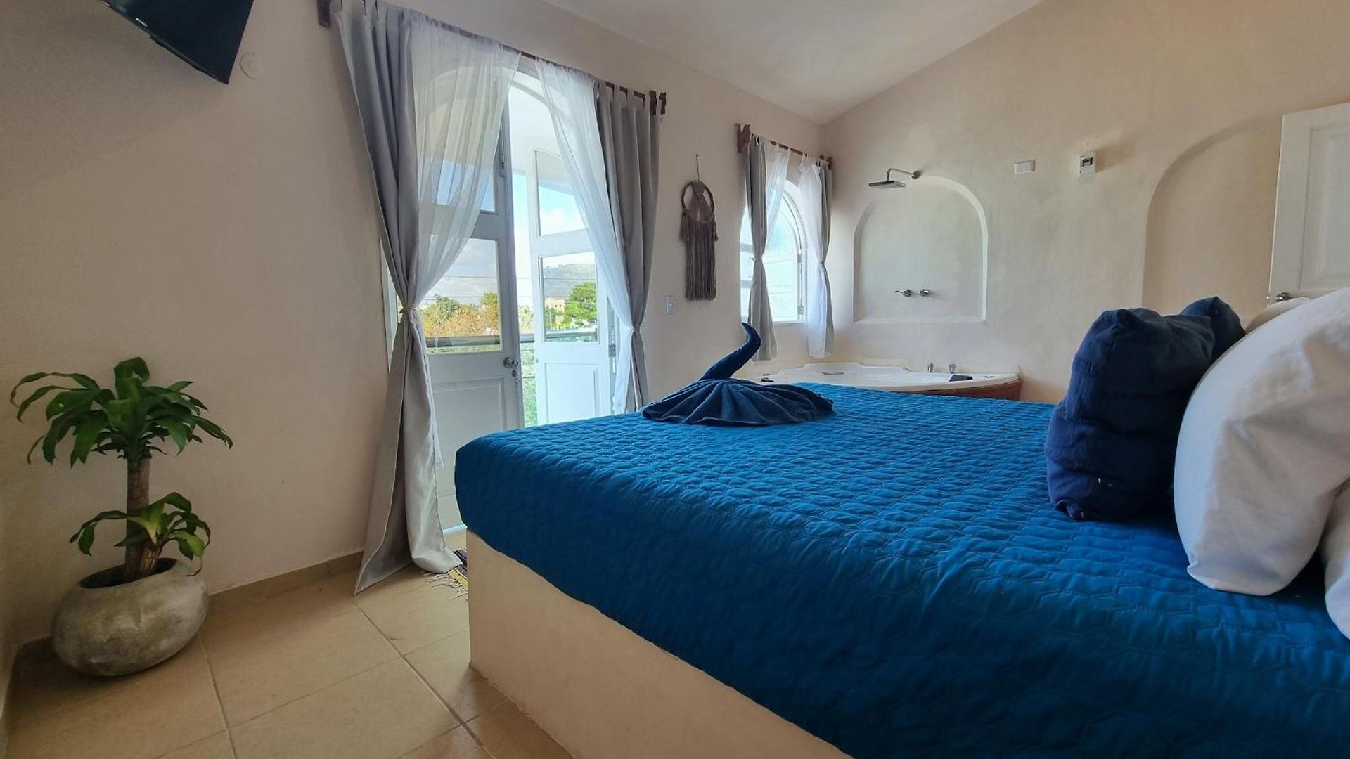 396 Hotel 3*