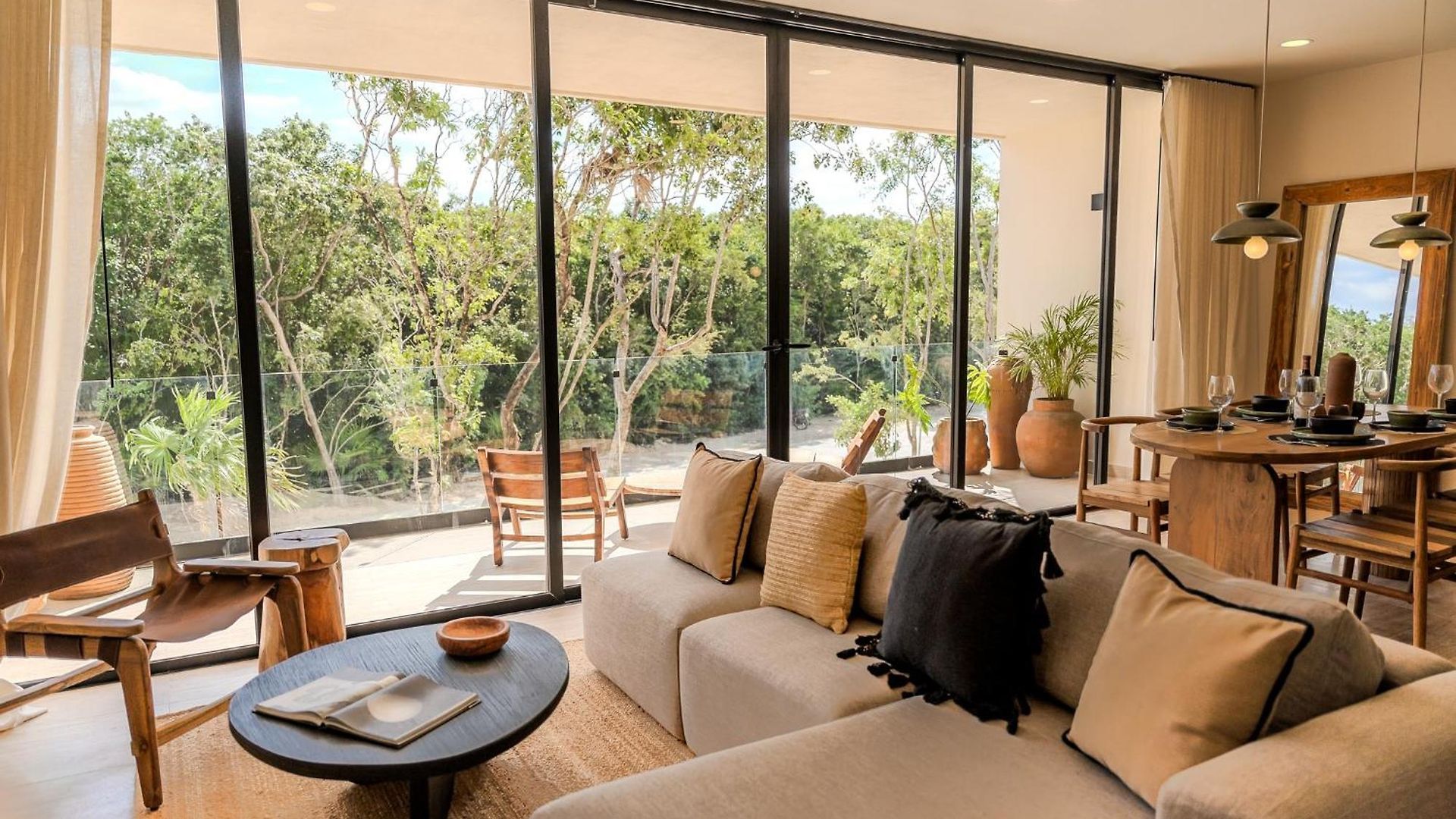 Tropical 2 Bedroom | Private Balcony & Rooftop | Casago Holiday home Tulum