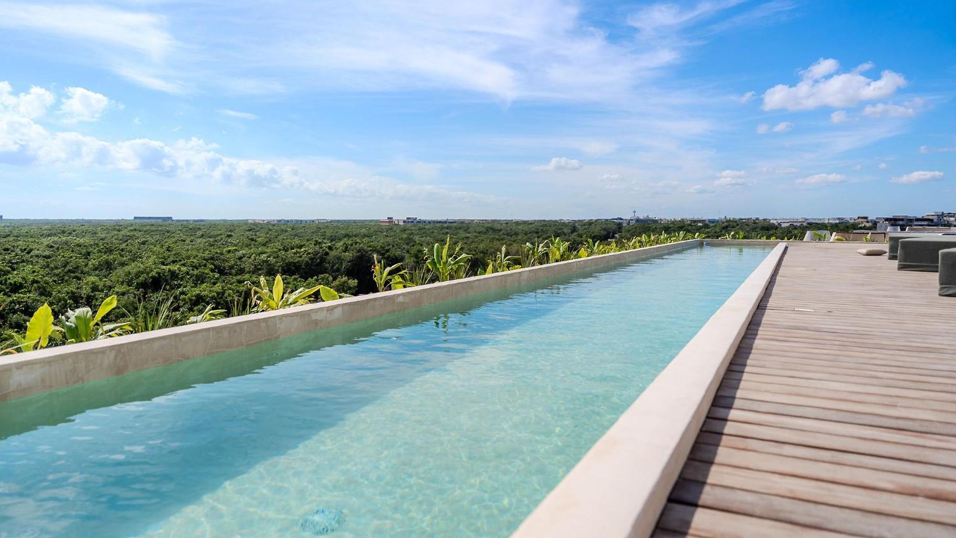 Tropical 2 Bedroom | Private Balcony & Rooftop | Casago *