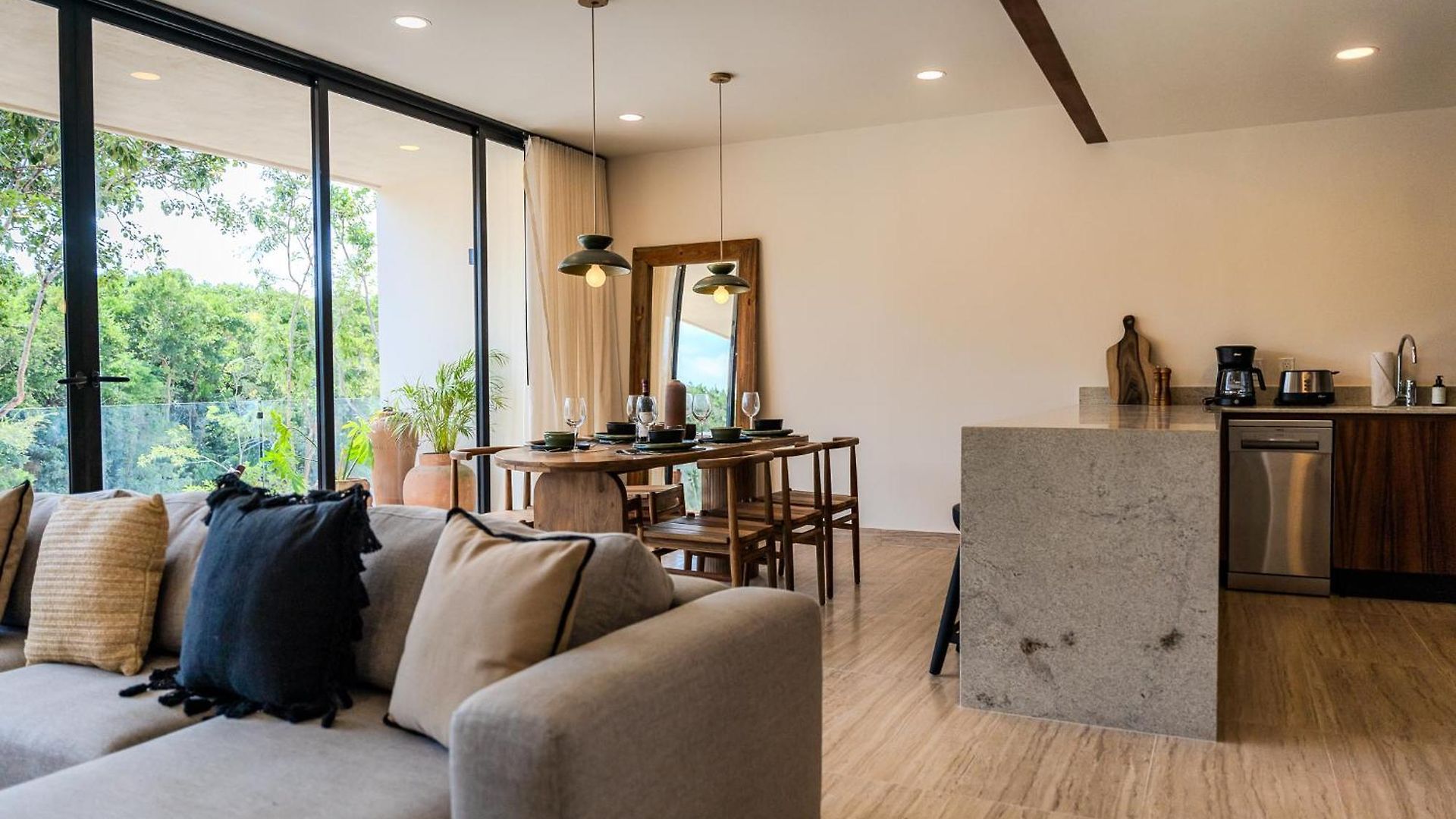 Tropical 2 Bedroom | Private Balcony & Rooftop | Casago *