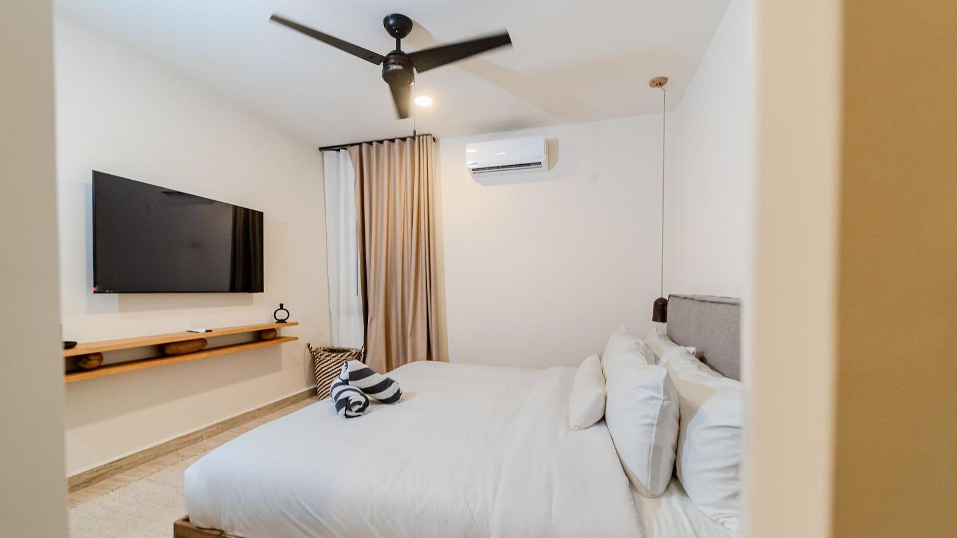 Tropical 2 Bedroom | Private Balcony & Rooftop | Casago * Tulum