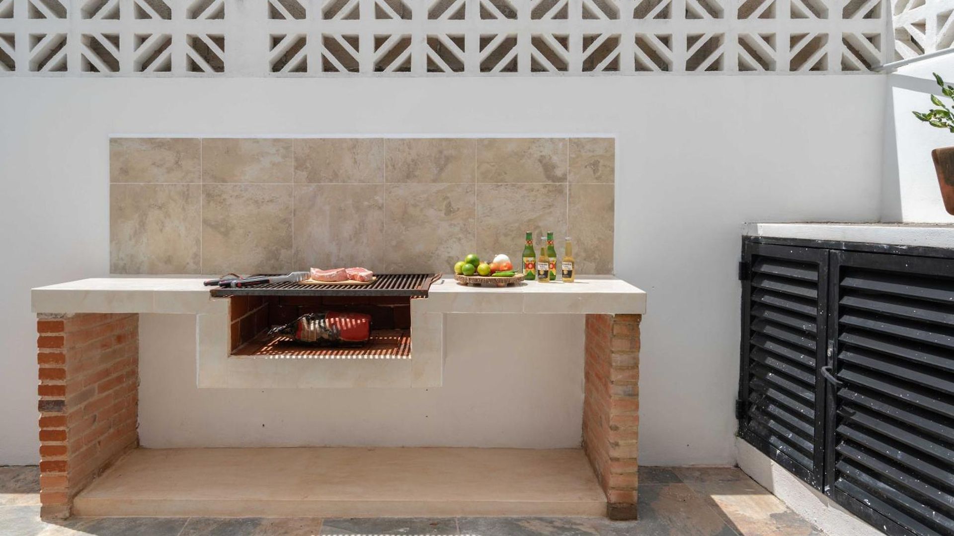 Apartamento Casa Laura - - Private Townhome For 6 Guest - 3 Bedrooms - 5 Beds- Restaurant Walking Distance