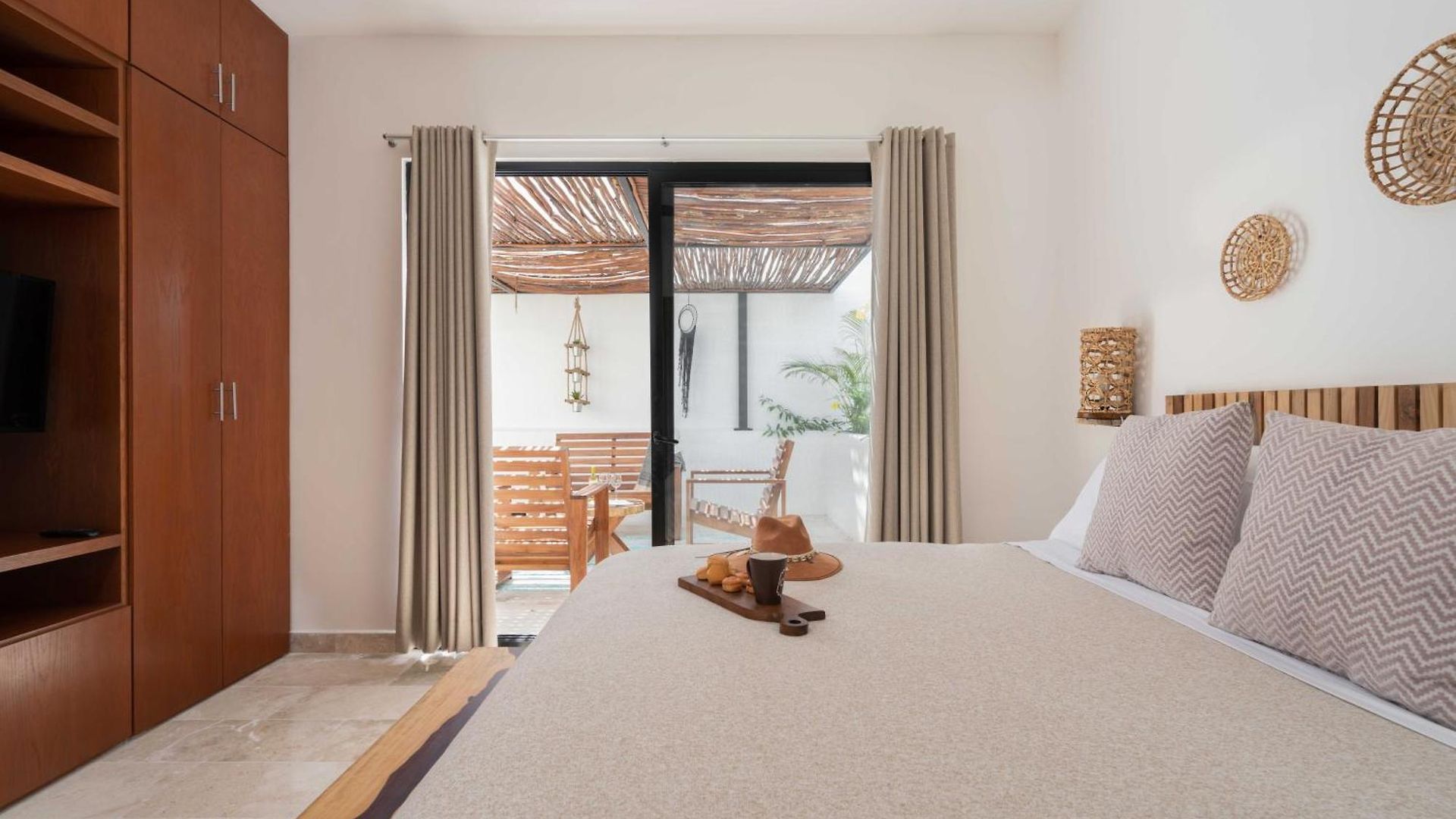 Apartamento Casa Laura - - Private Townhome For 6 Guest - 3 Bedrooms - 5 Beds- Restaurant Walking Distance Tulum