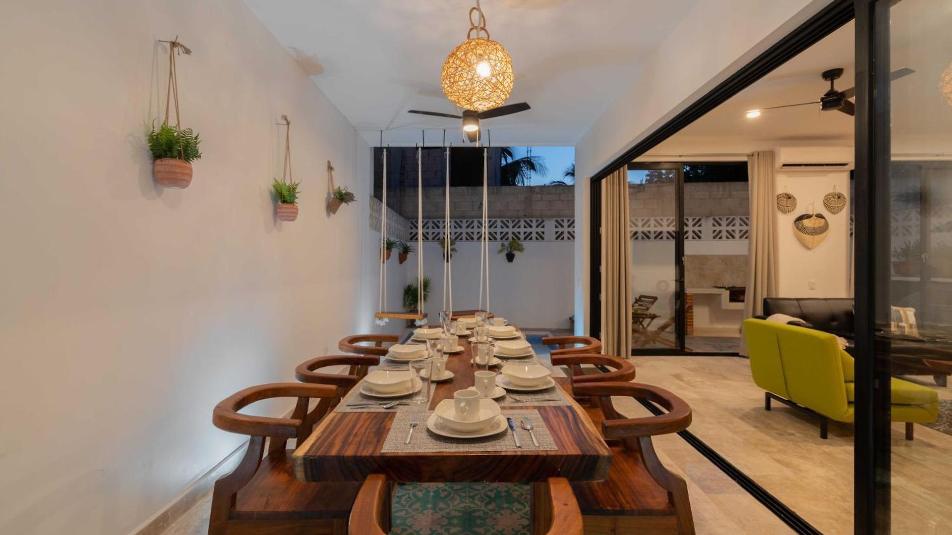 Casa Laura - - Private Townhome For 6 Guest - 3 Bedrooms - 5 Beds- Restaurant Walking Distance Apartamento *