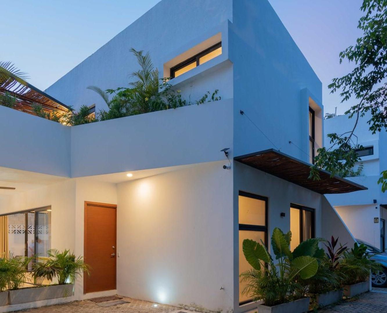 Casa Laura - - Private Townhome For 6 Guest - 3 Bedrooms - 5 Beds- Restaurant Walking Distance * Tulum