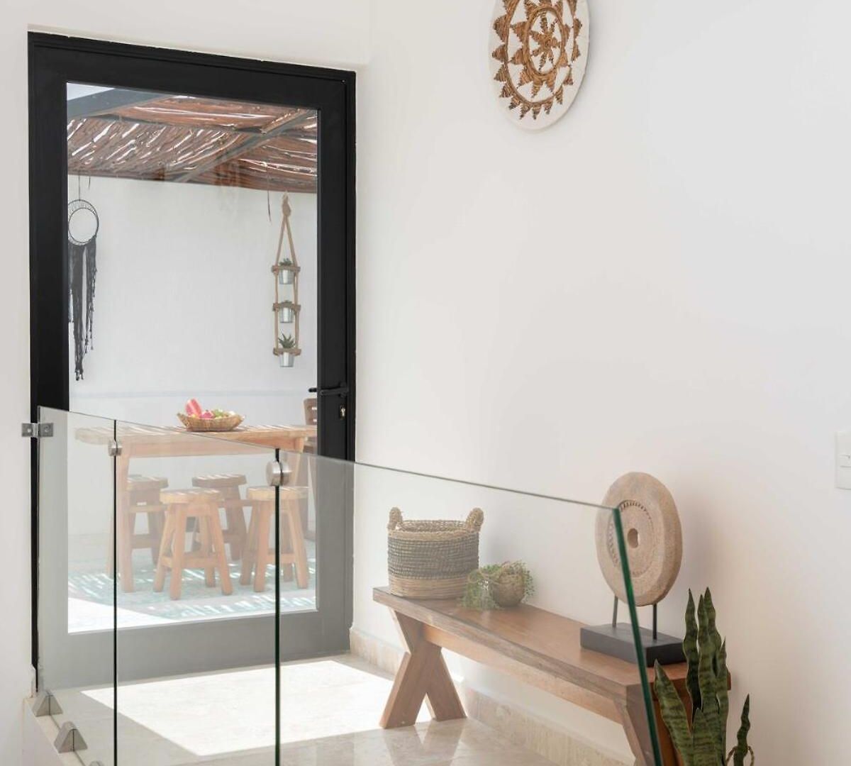 Casa Laura - - Private Townhome For 6 Guest - 3 Bedrooms - 5 Beds- Restaurant Walking Distance