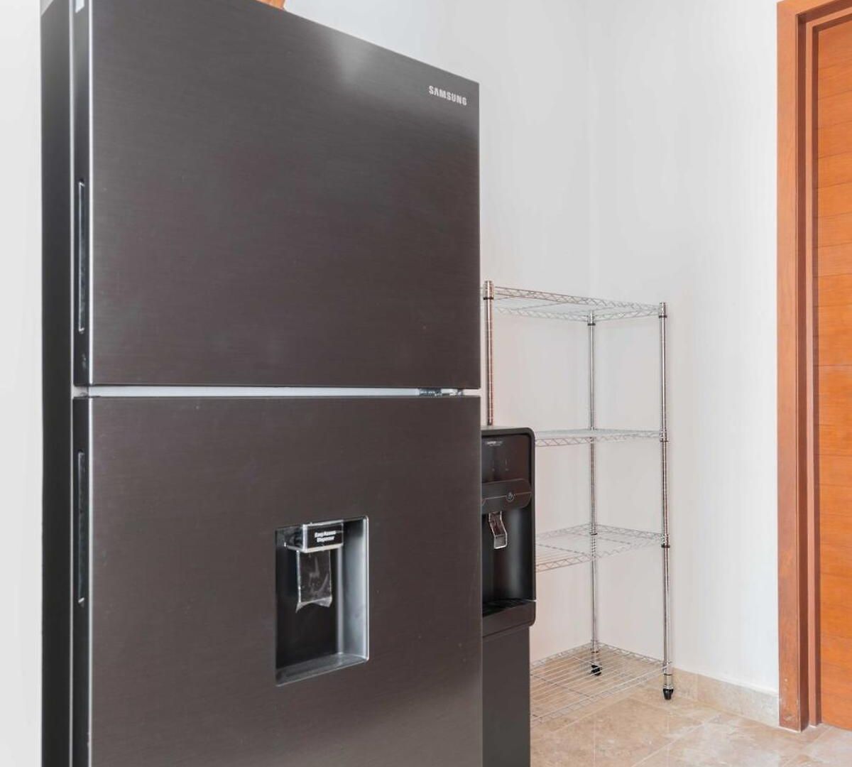 Casa Laura - - Private Townhome For 6 Guest - 3 Bedrooms - 5 Beds- Restaurant Walking Distance *