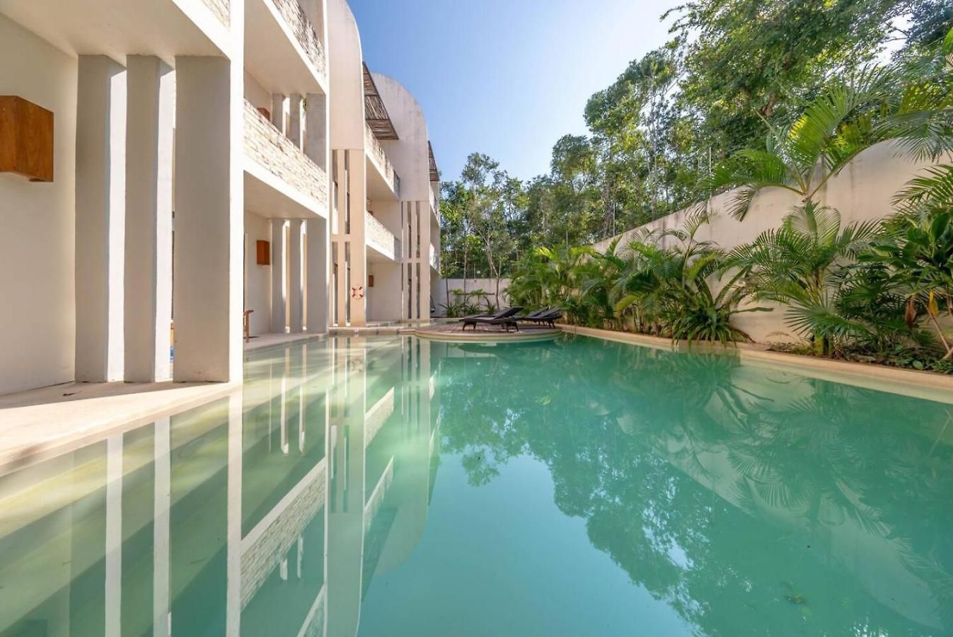 1 Bedroom With Rooftop Pool In Jungle At Paraiso Apartment *