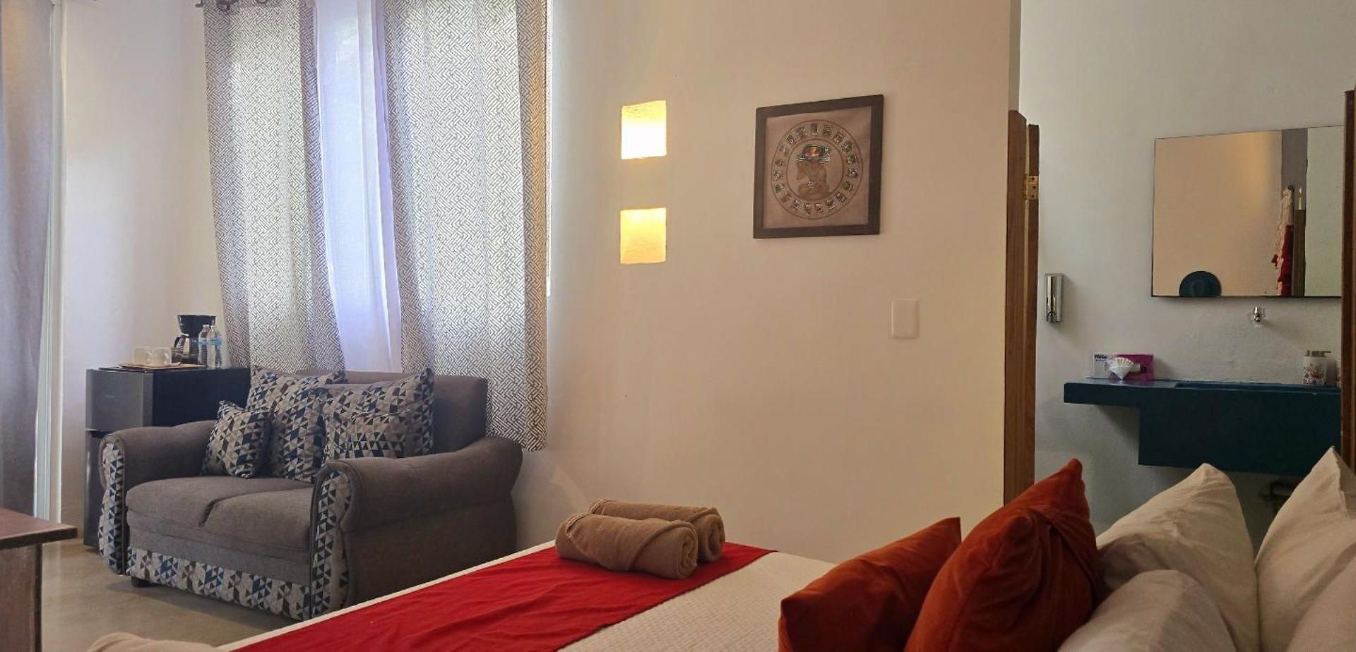 Kin Jungle Deluxe Pensión