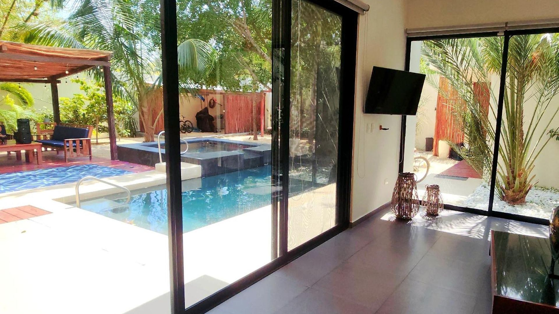 Villa Azul Luxury For Less