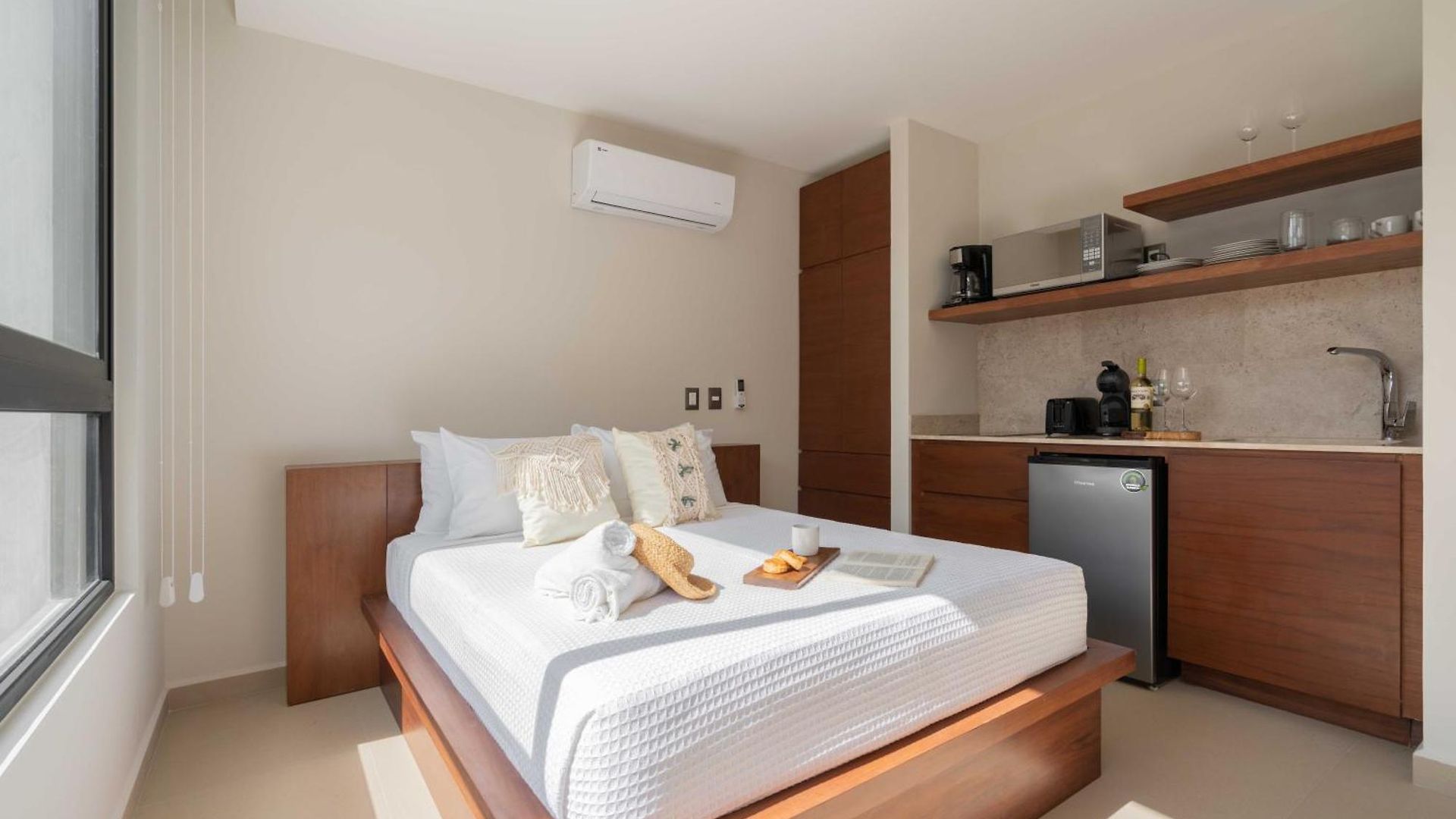 Phimai & Infinity Pool, Fast Wifi, Nespresso & Netflix * Tulum