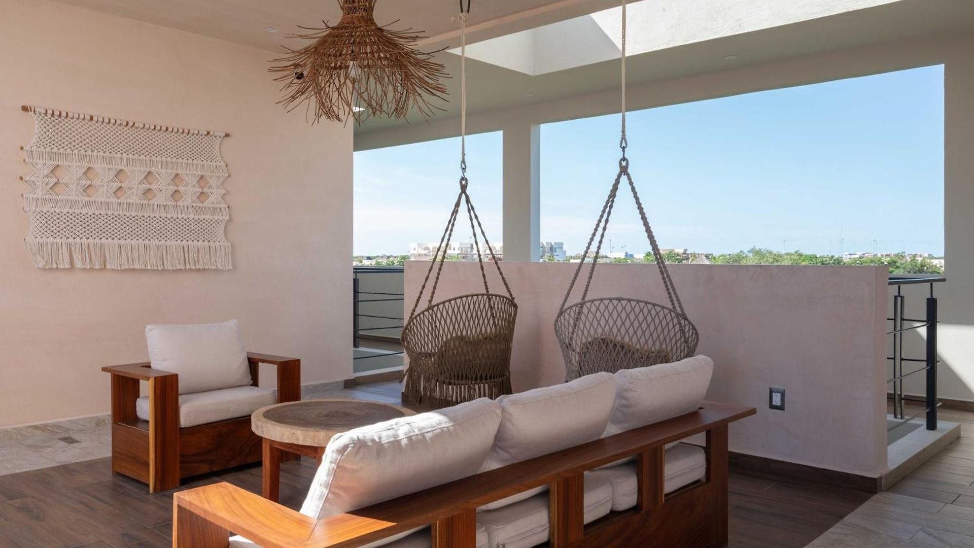 Apartment Phimai & Infinity Pool, Fast Wifi, Nespresso & Netflix