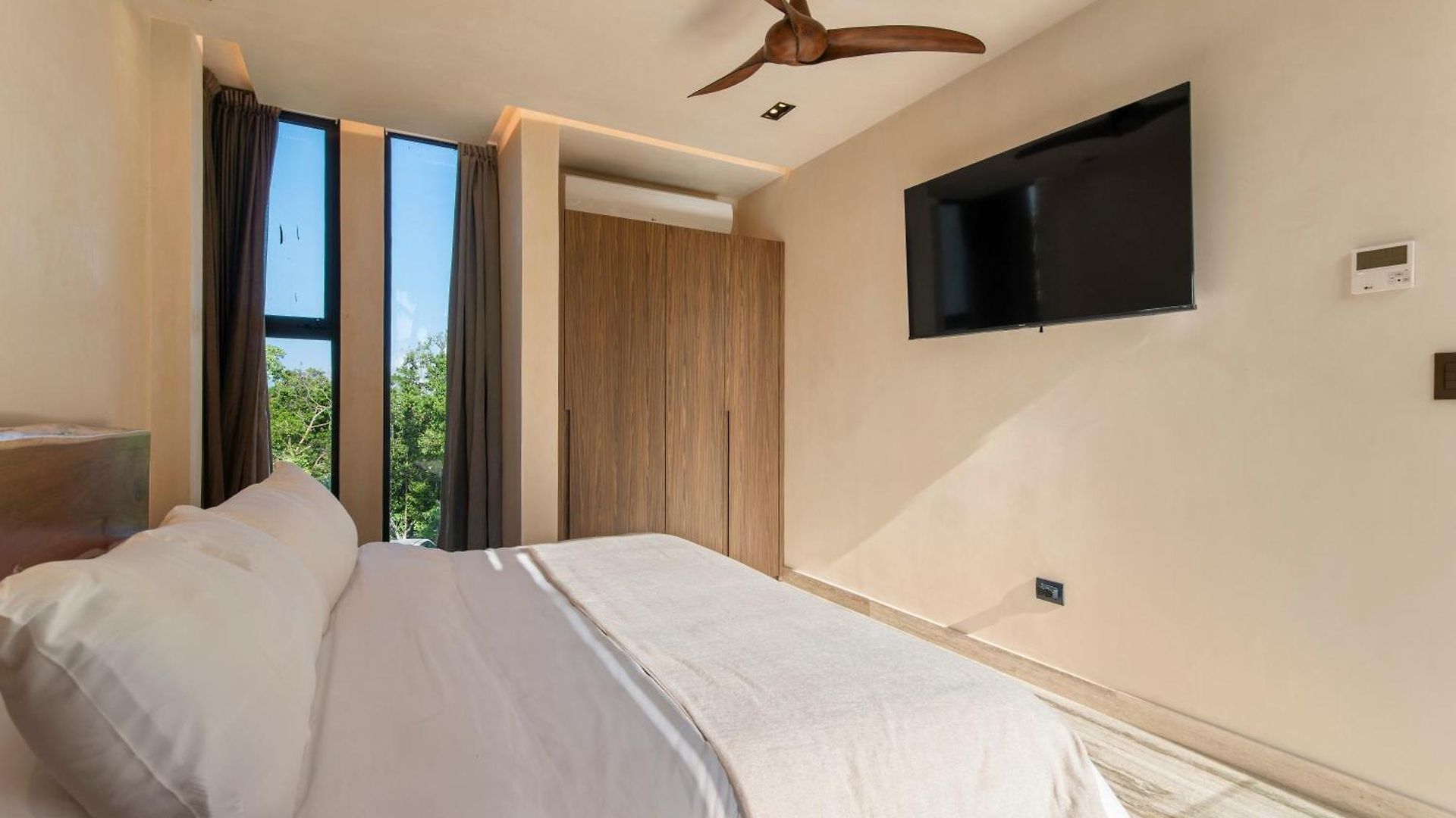 Front Luxury In * Tulum