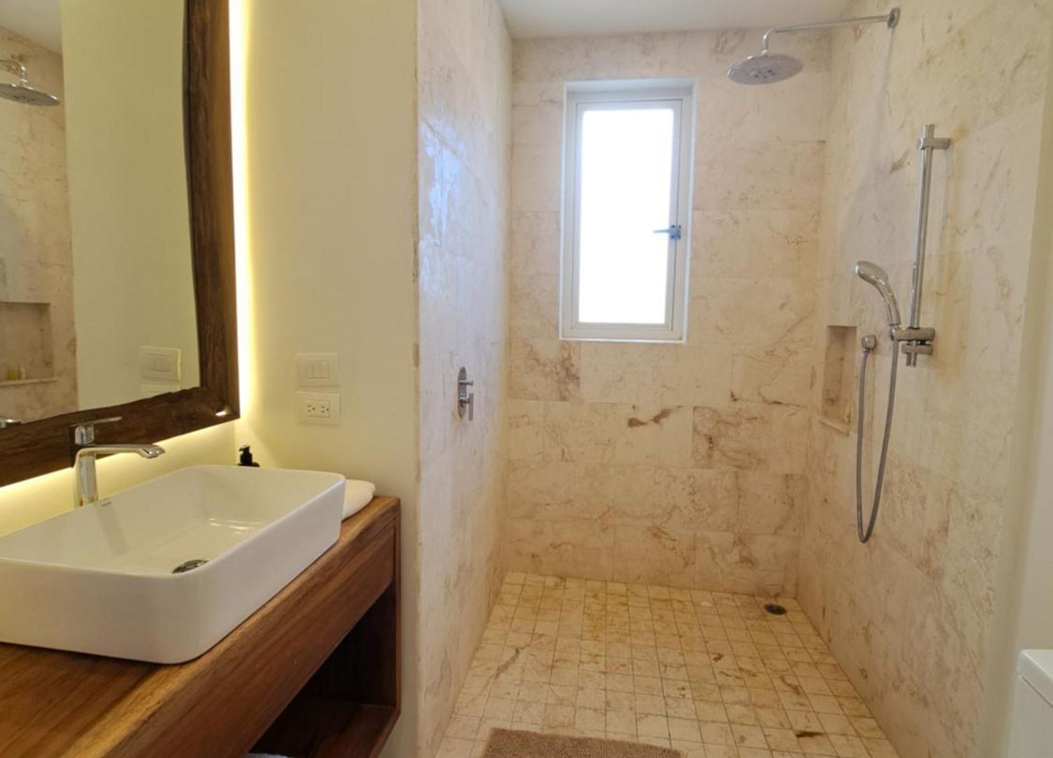 Vita Tulum 4*