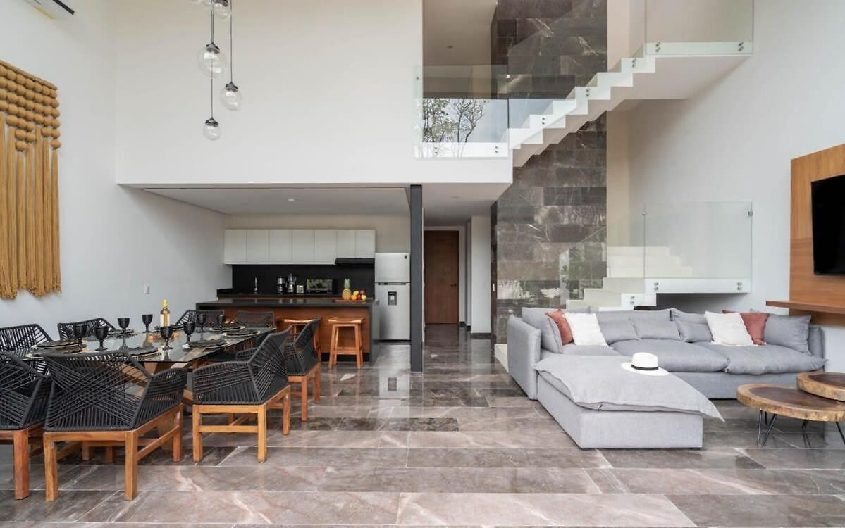 Exclusive 4br In Karanda With Pools And Paddle Villa *