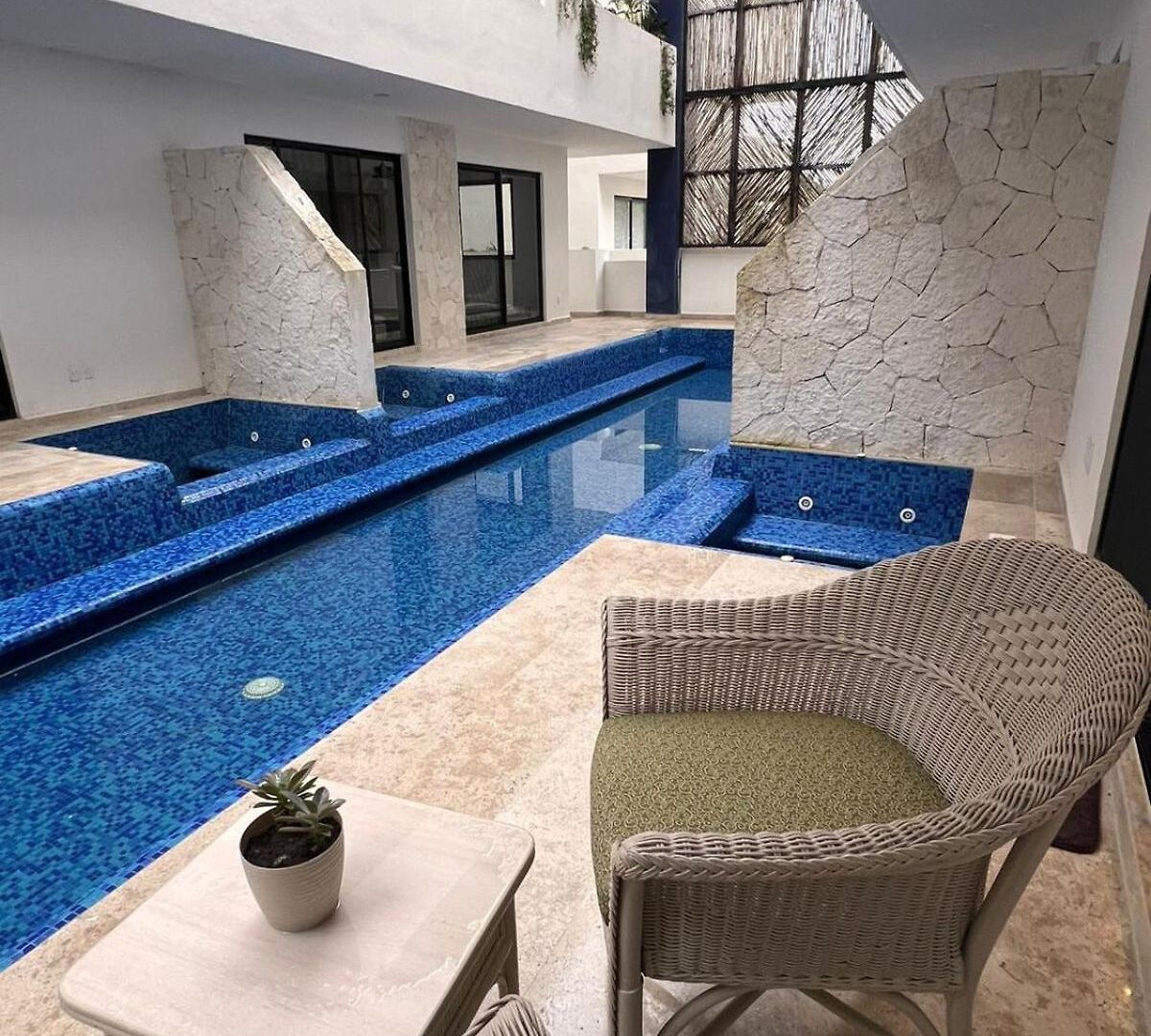 Tulum-onebedroom-fastwifi-pooltable-privatetub *