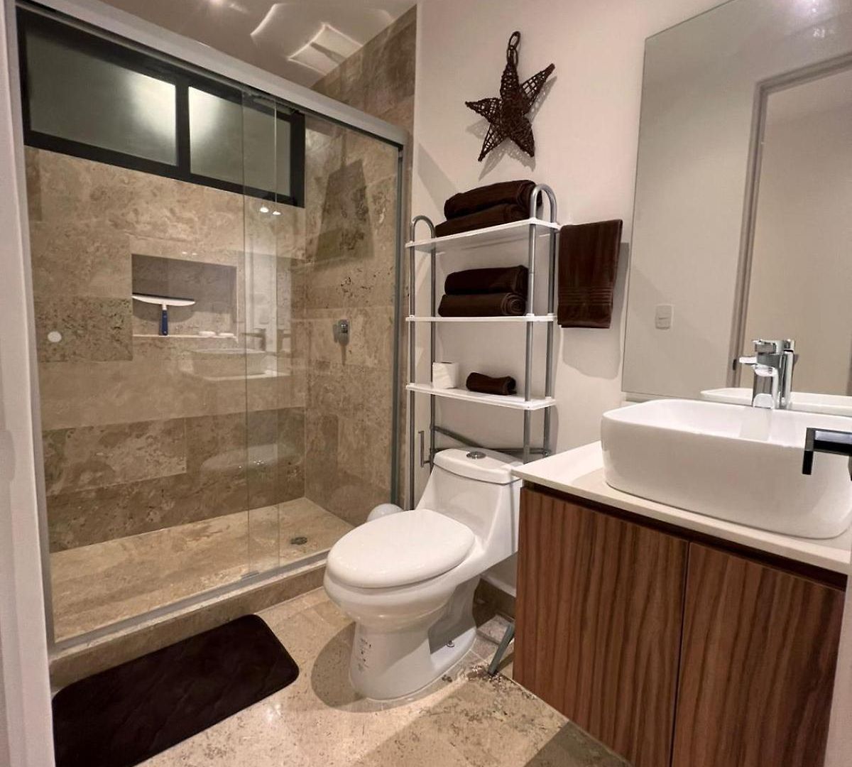 Tulum-onebedroom-fastwifi-pooltable-privatetub