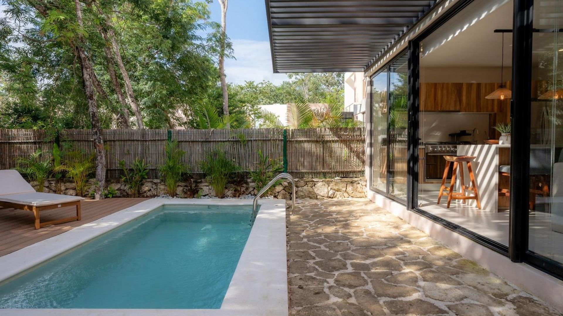 The Hibiscus House Holiday home *