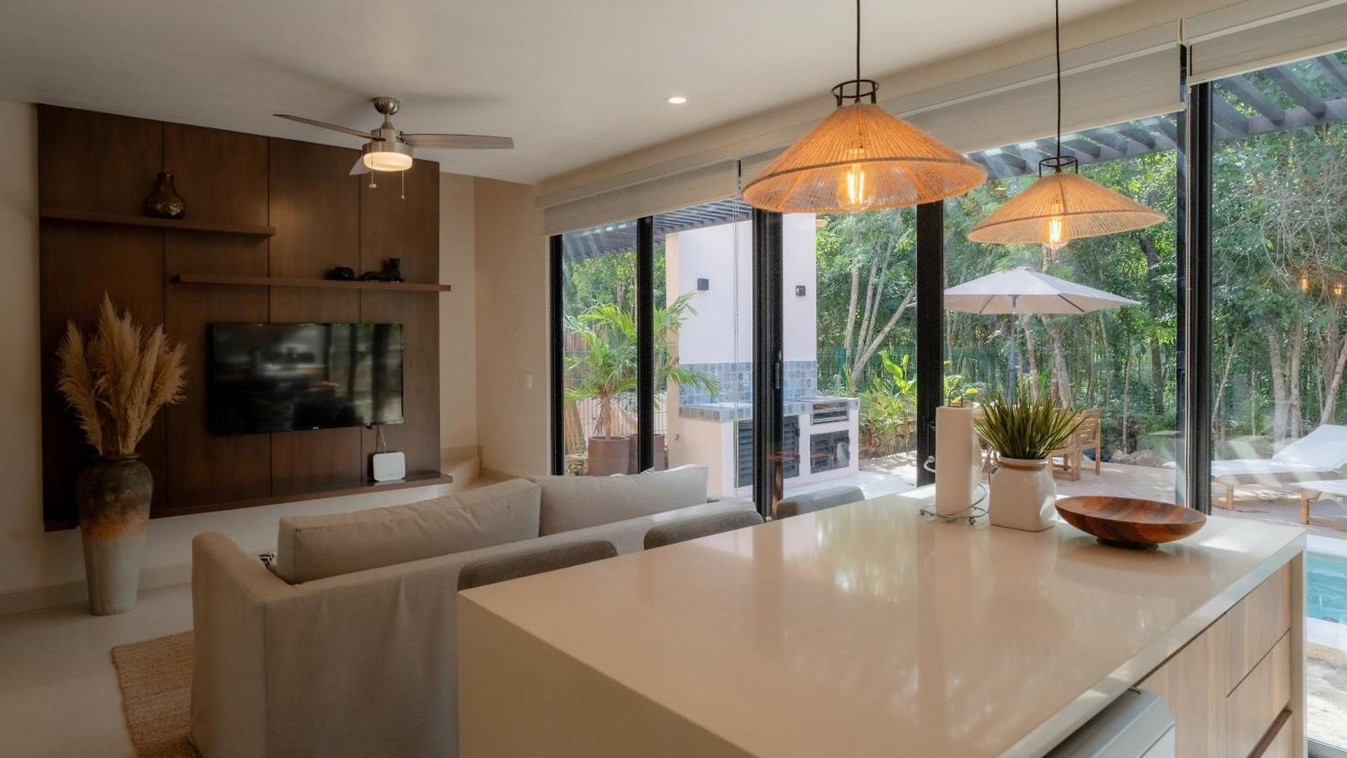 The Hibiscus House *