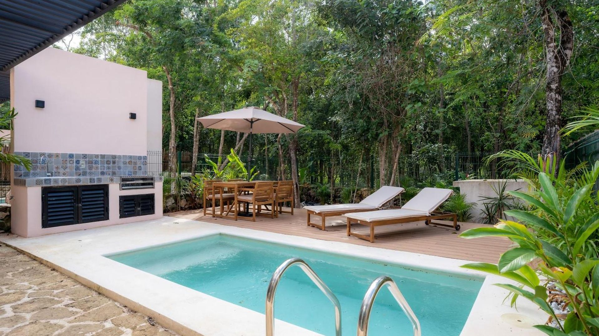 The Hibiscus House Holiday home Tulum