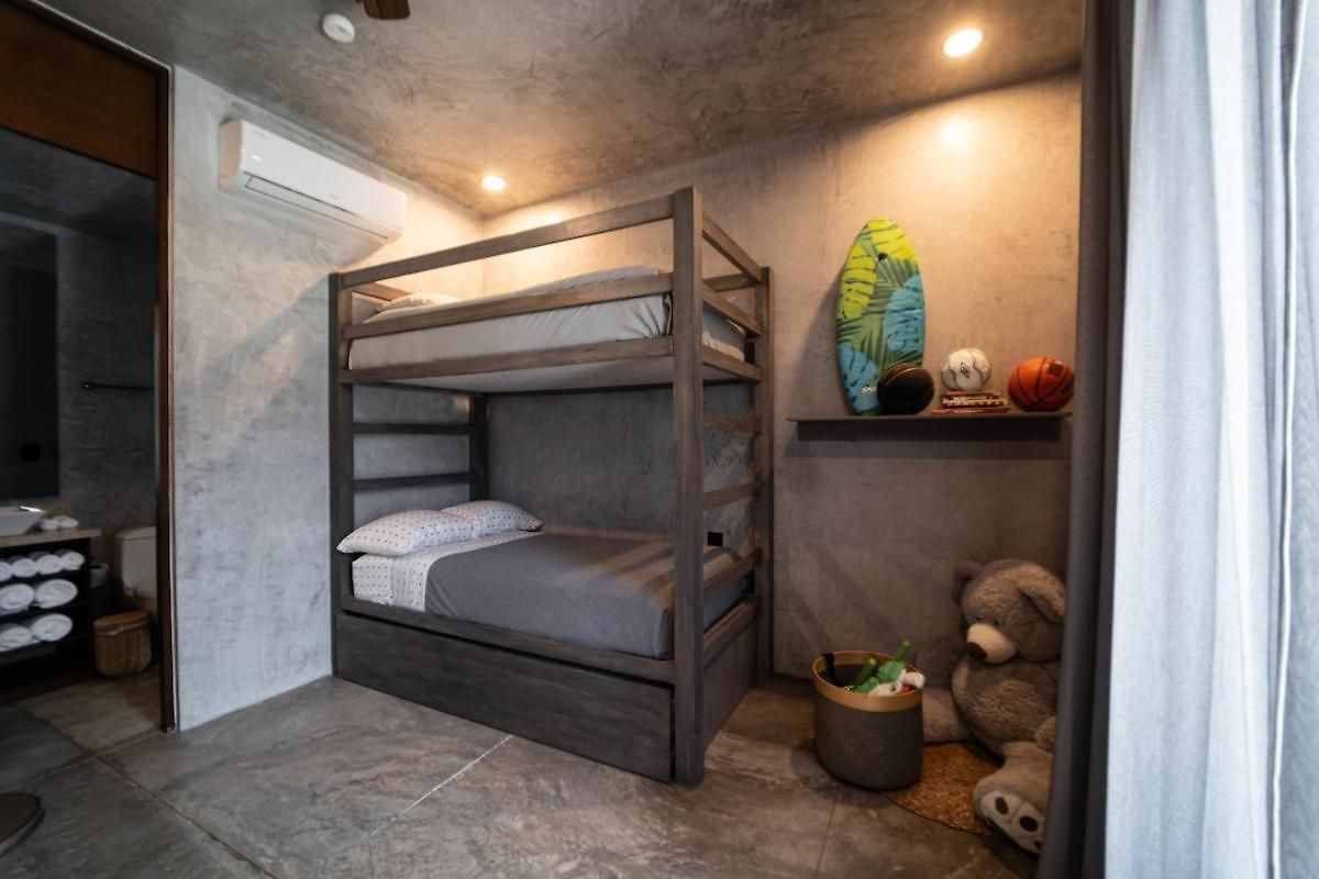 Spacious Luxury Villa, 3 Private Pools + Rooftop Tulum