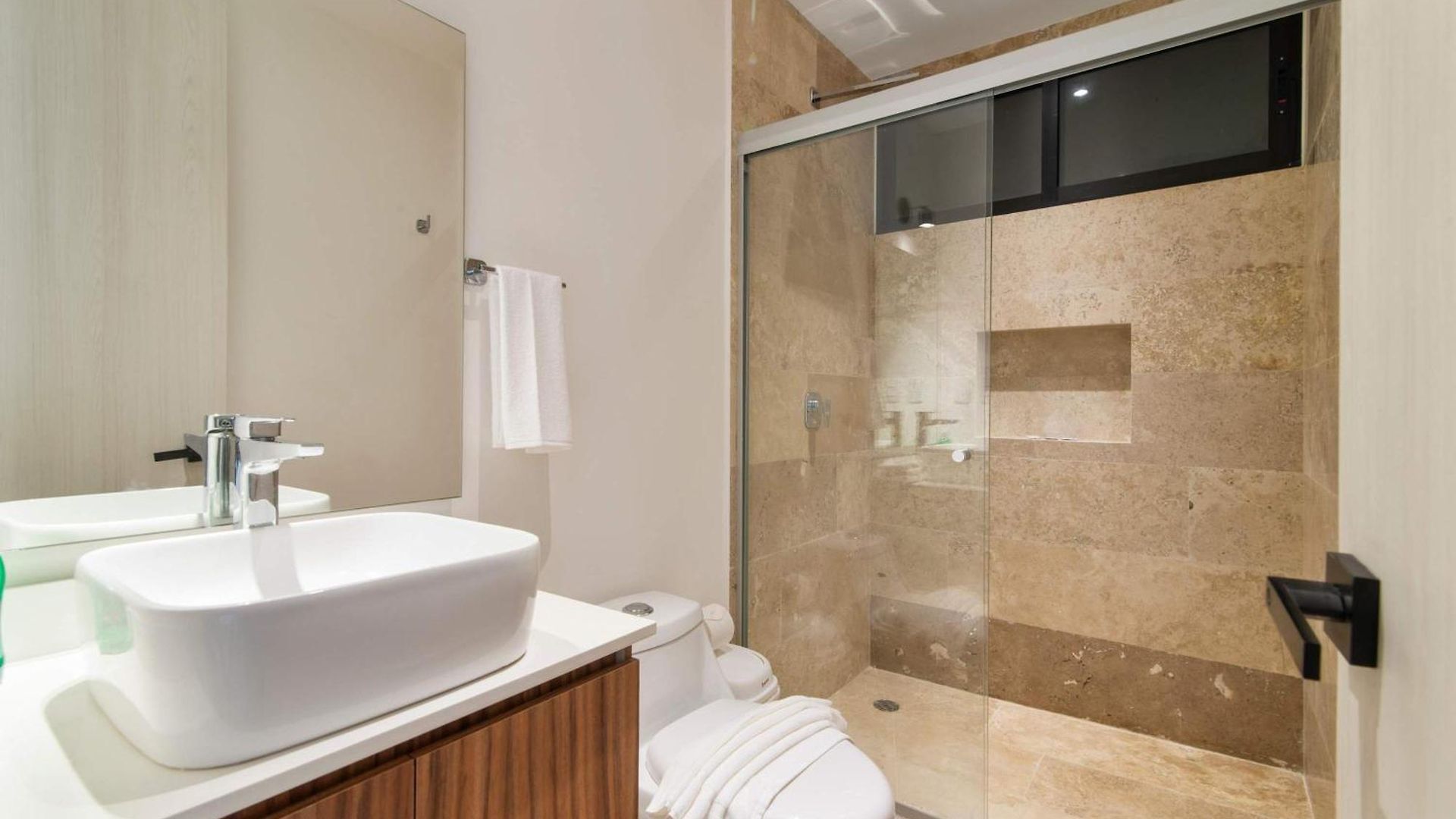 Aldea Zama Luxury 2-br With Pool & Gym