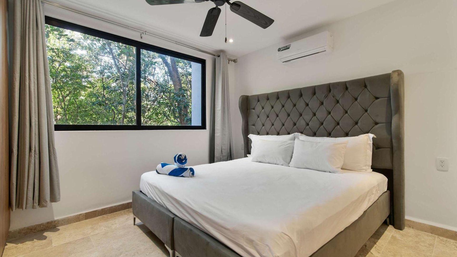 Aldea Zama Luxury 2-br With Pool & Gym