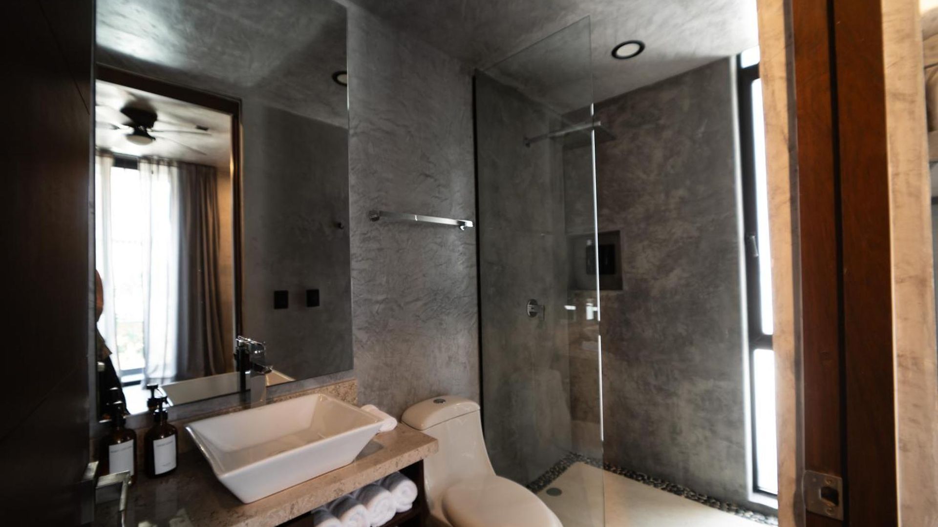 Villa Design Luxury Duo Villas, 24 Pax, 5 Pools & 2 Rooftops, Bbq, Near Tulum