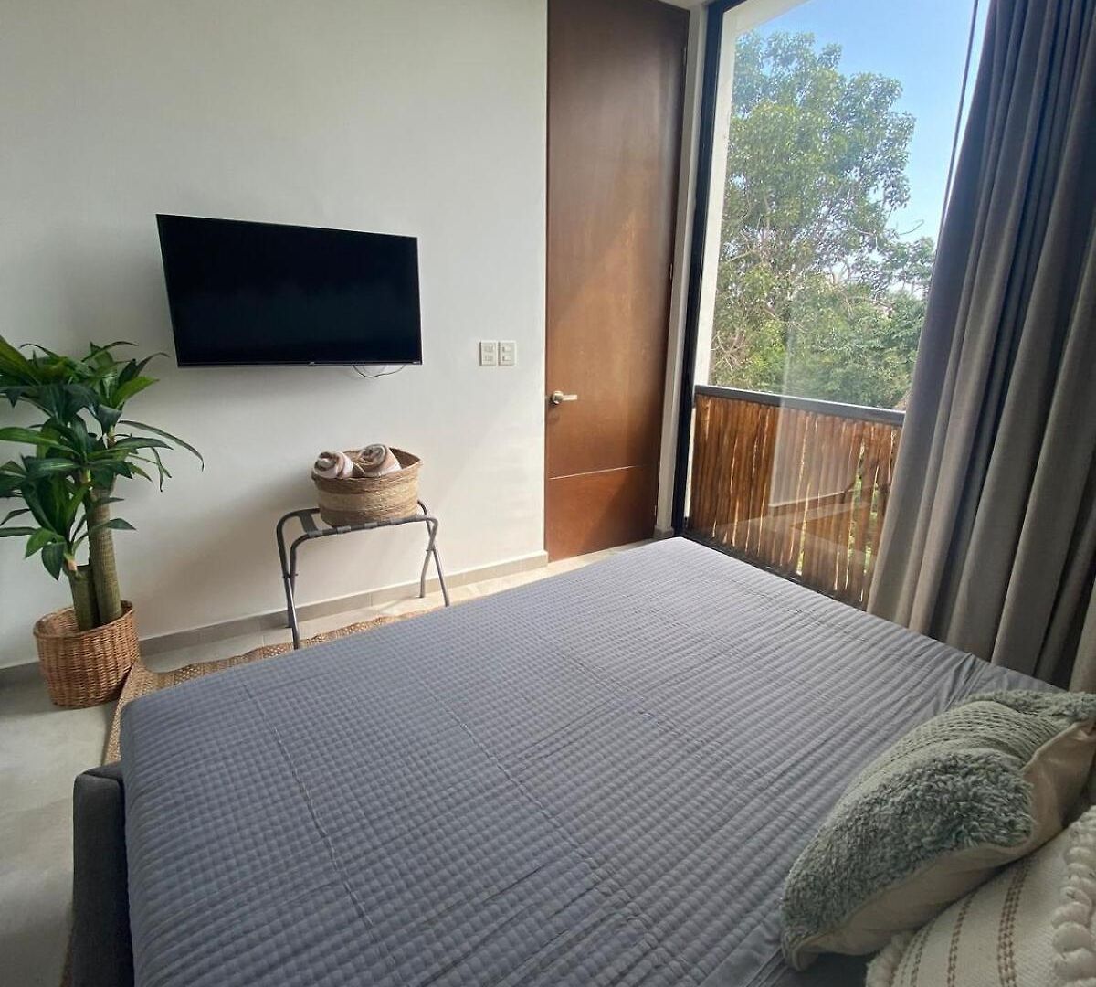 3 Bedroom Jungle - Private Pool - La Veleta
