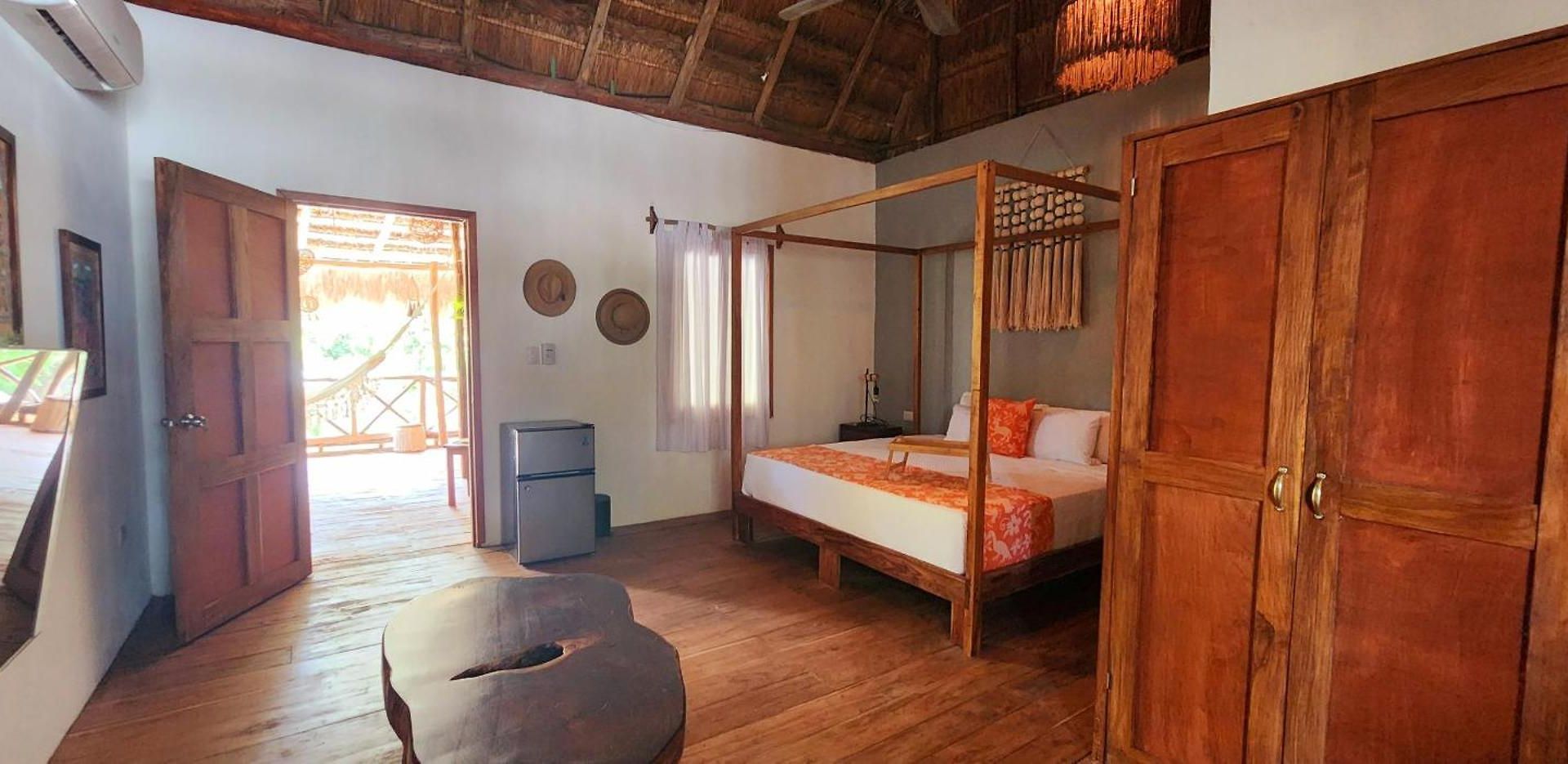 Pensión Kin Jungle Deluxe 4*