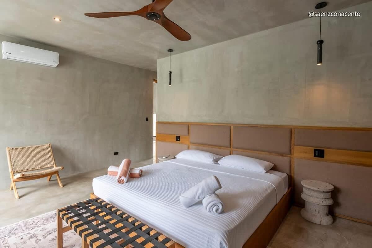 Сasa de vacaciones Brutalist 7br Masterpiece Design, Luxury Pool