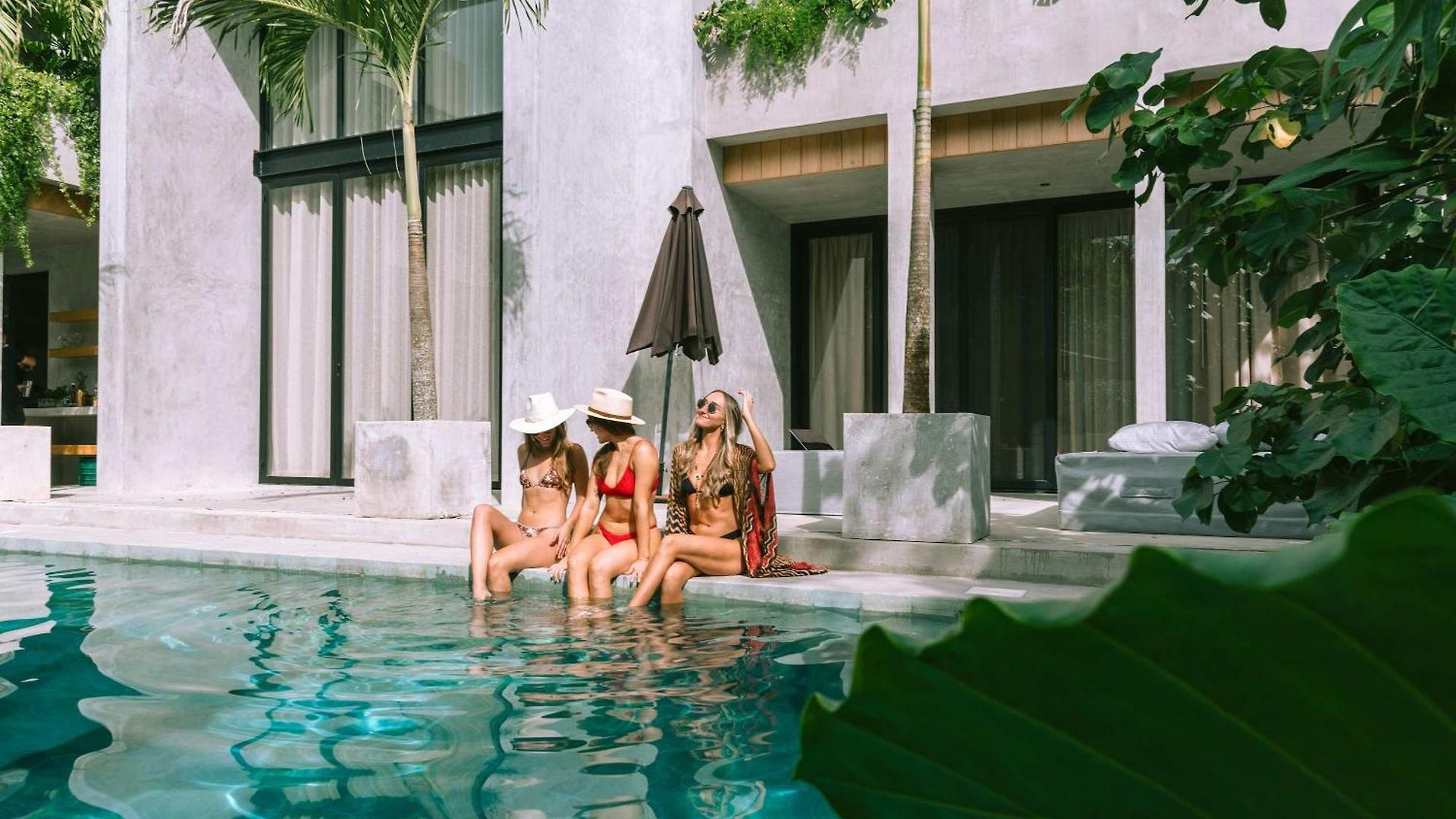 Сasa de vacaciones Brutalist 7br Masterpiece Design, Luxury Pool *