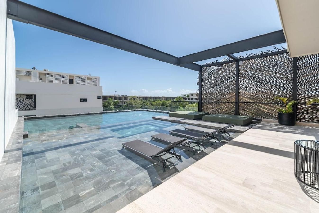 Lux 2br With Rooftop Pool And Close To Holiday home Tulum
