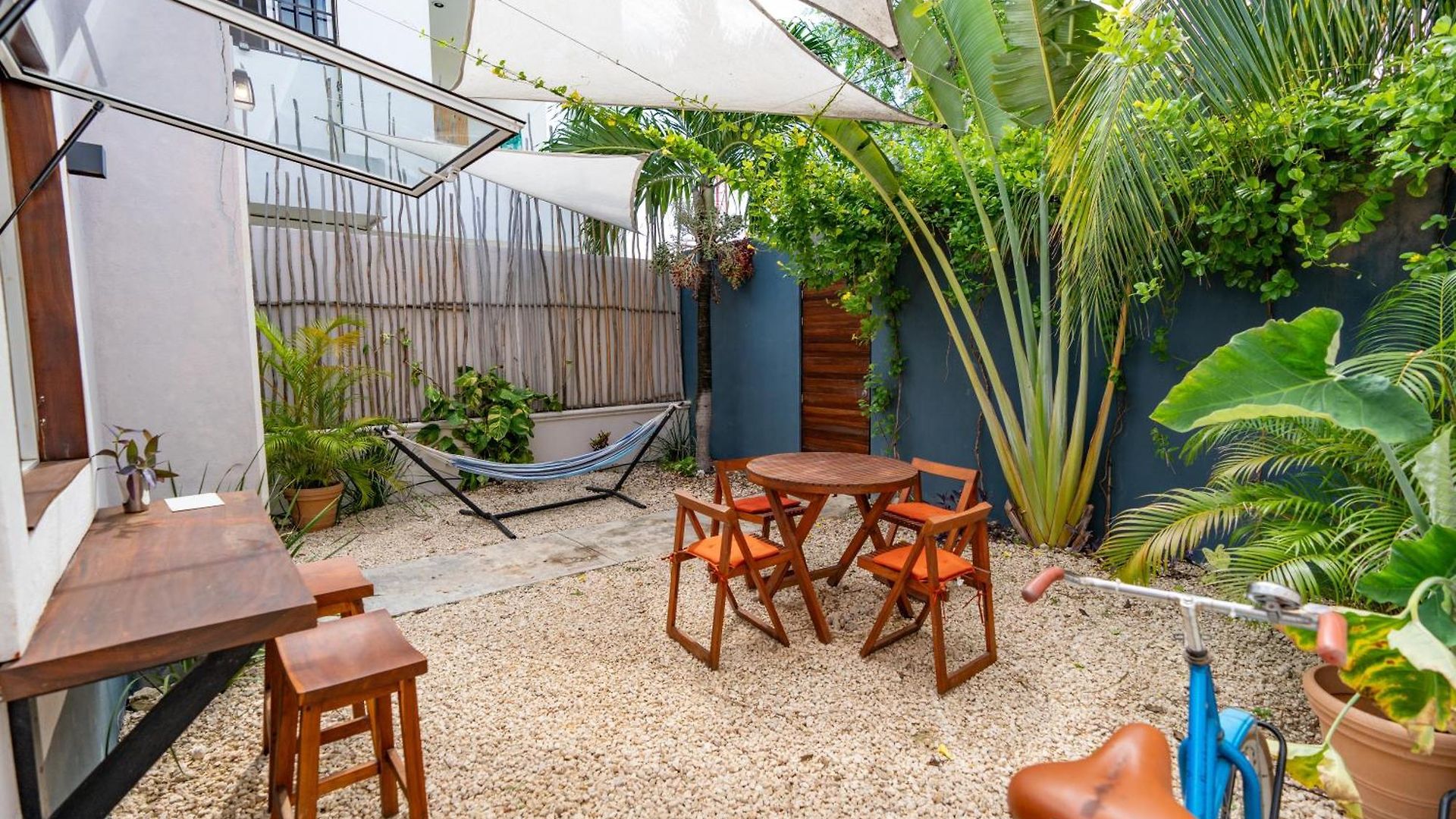Colorful Downtown House With Private Pool And Free Bikes *