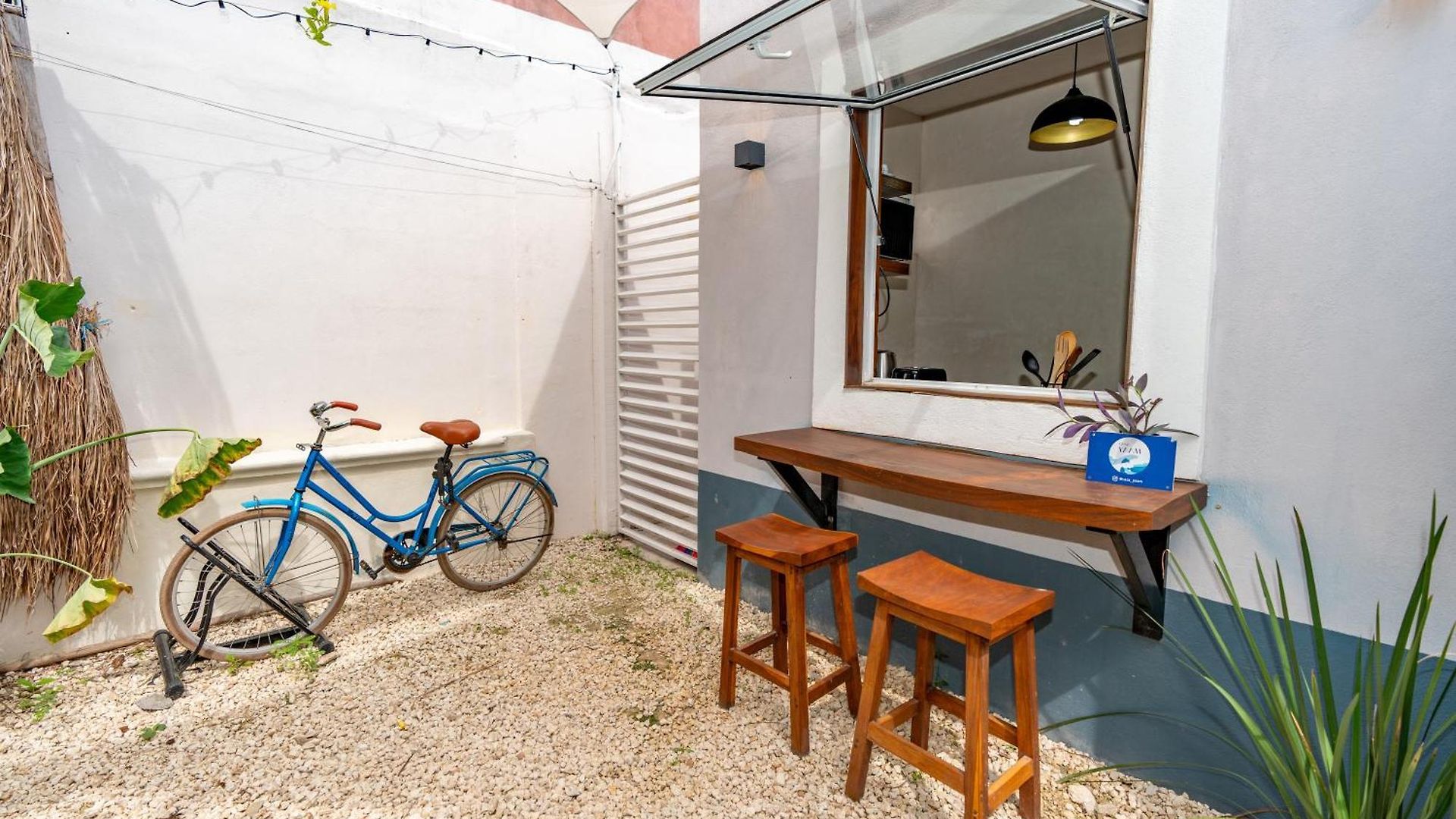 Colorful Downtown House With Private Pool And Free Bikes *