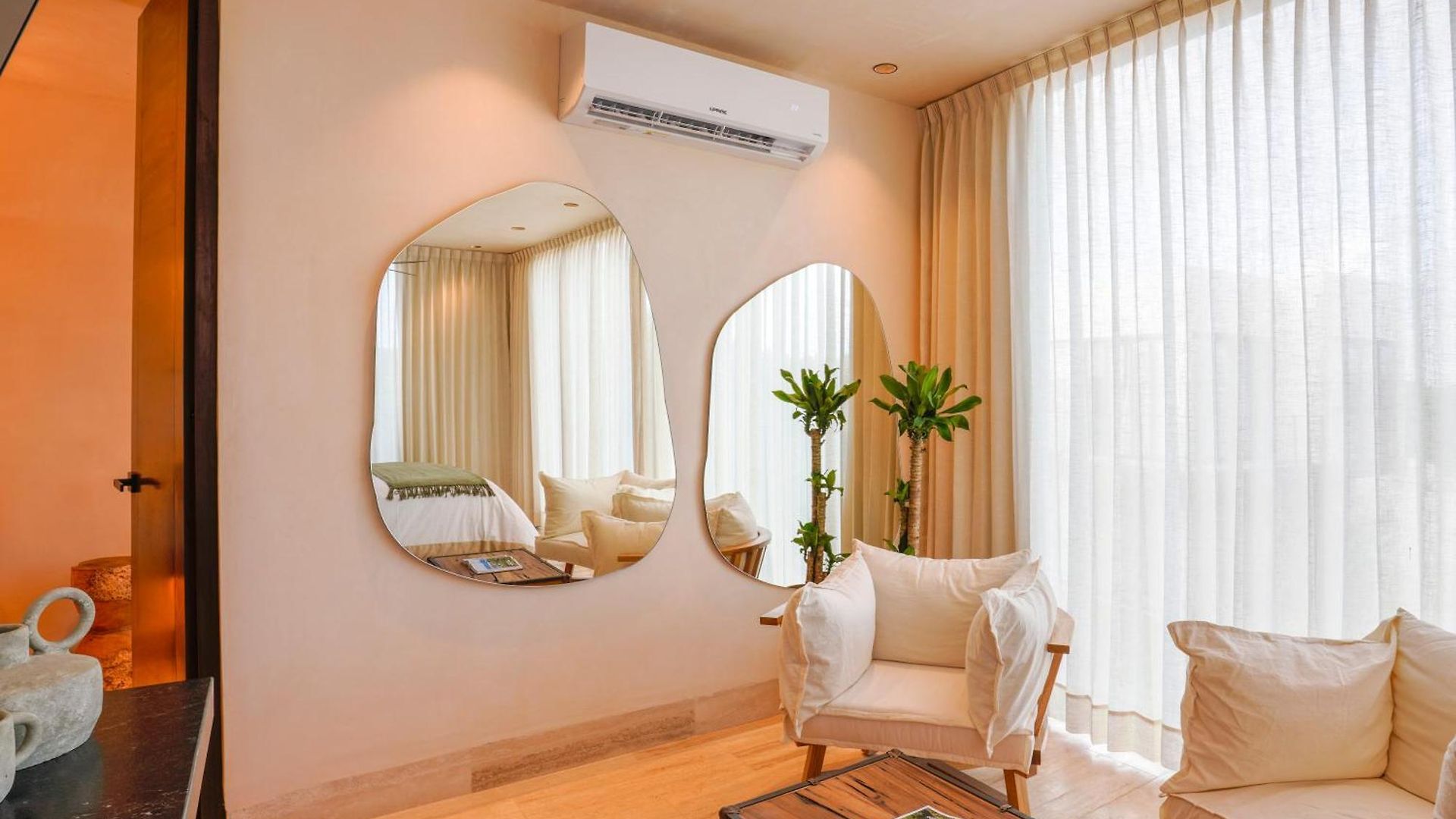 Hotel Trobbu Boutique Collection 5*