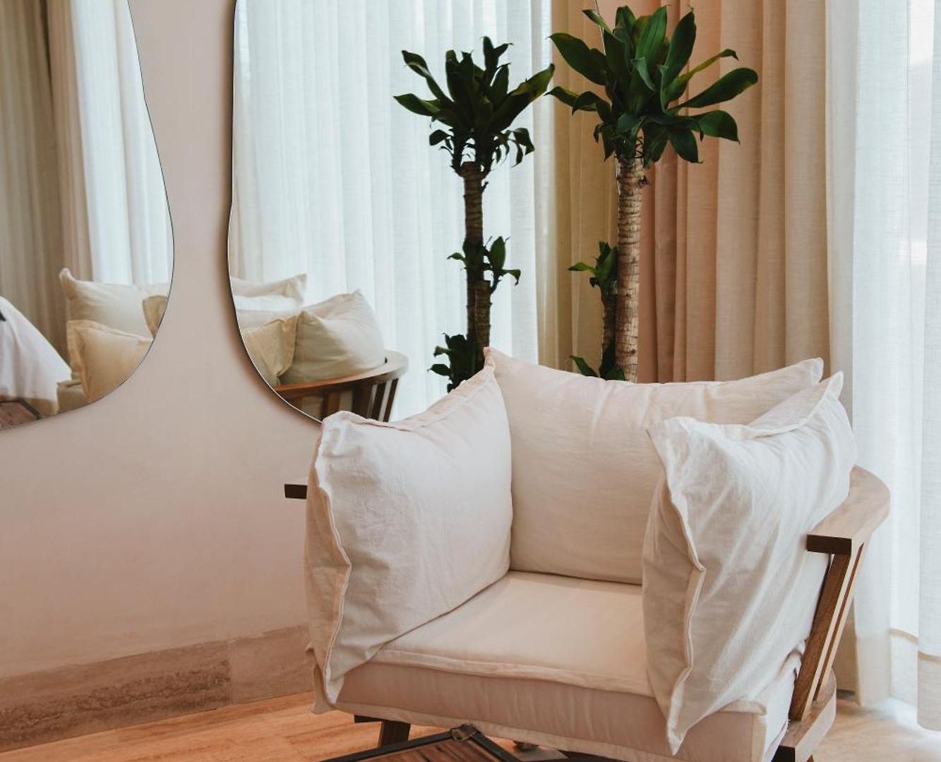 Hotel Trobbu Boutique Collection