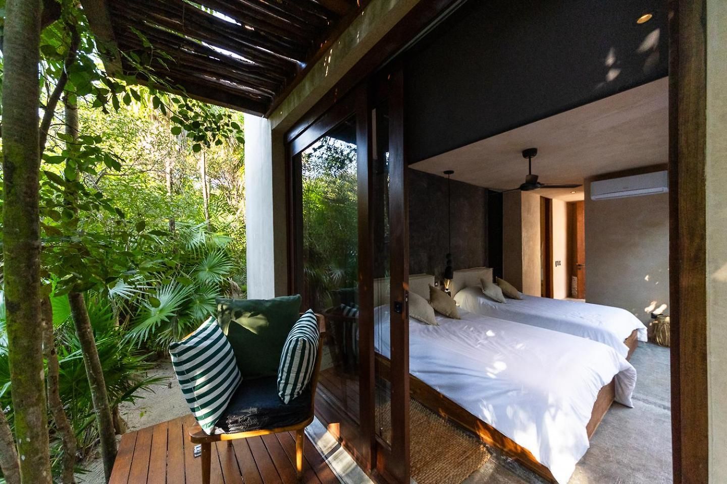 Casa Xik'nal - Luxury Front Villa
