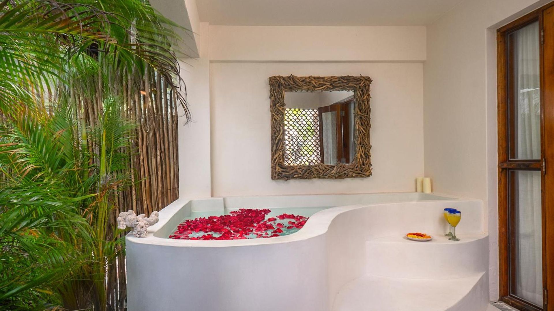 Mantaray Hotel Tulum