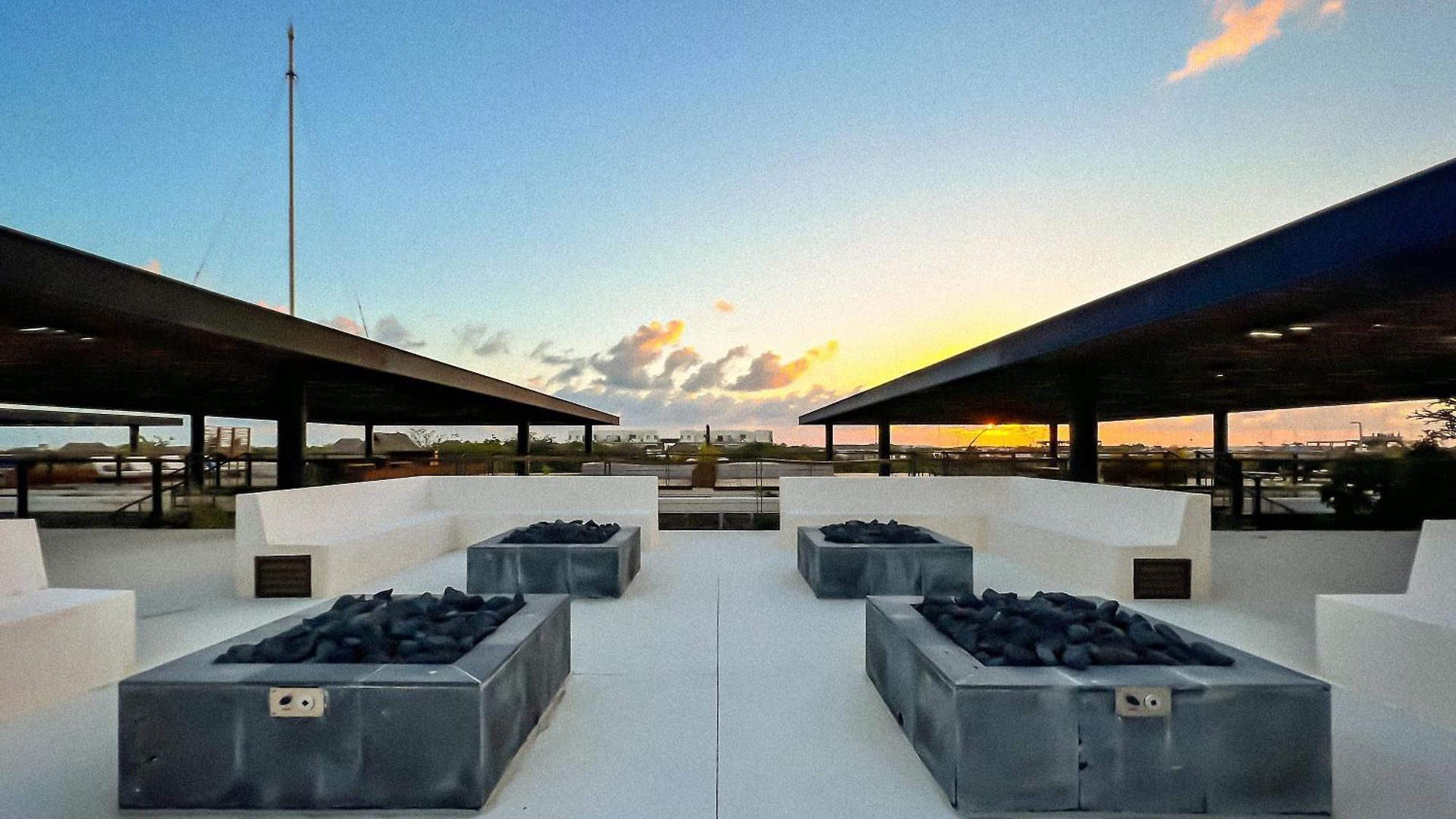 Rooftop Paradise 2br In Gated Community Apartamento *