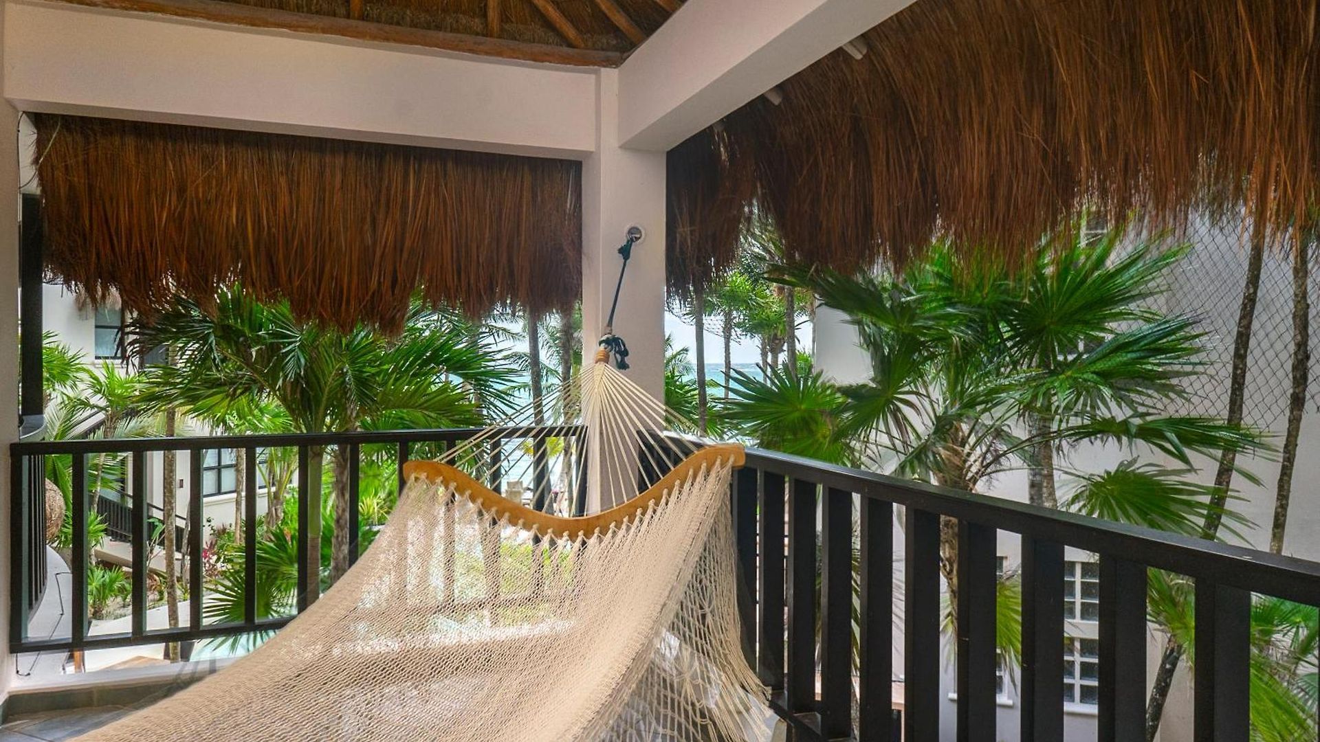 Mantaray 5* Tulum