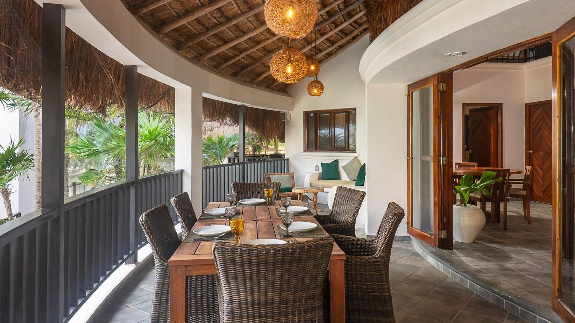 Mantaray Hotel 5*