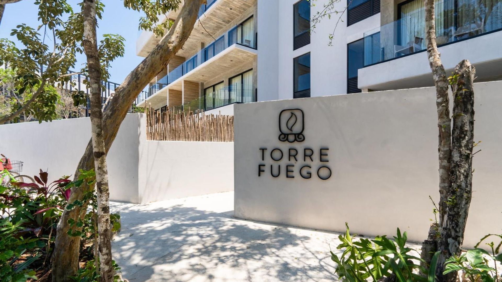 Apartamento Contemporary & Well-located *