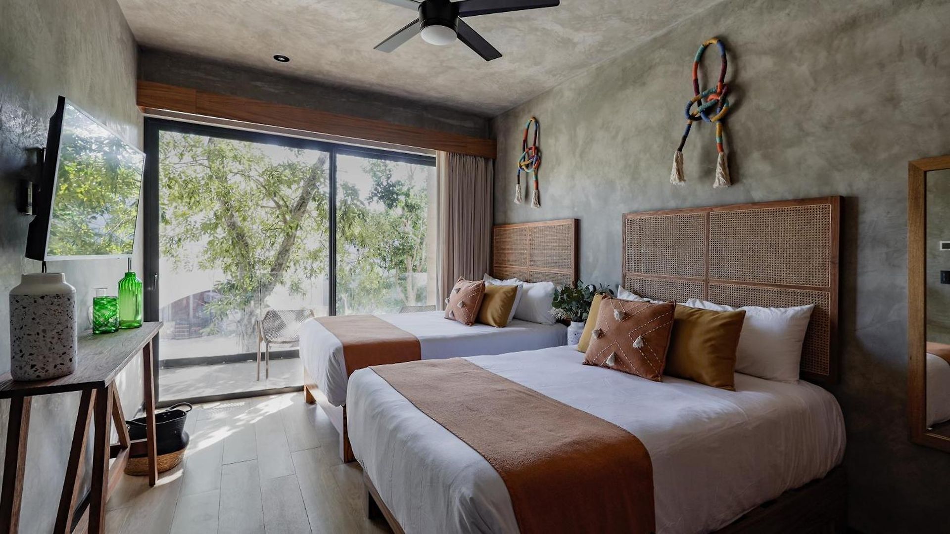Contemporary & Well-located *
