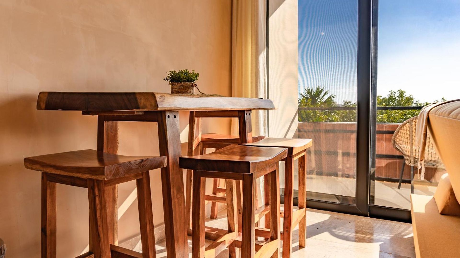 Luxury Romantic Getaway - 1 Bedroom - Steps From The - Bahia Tankah Apartment