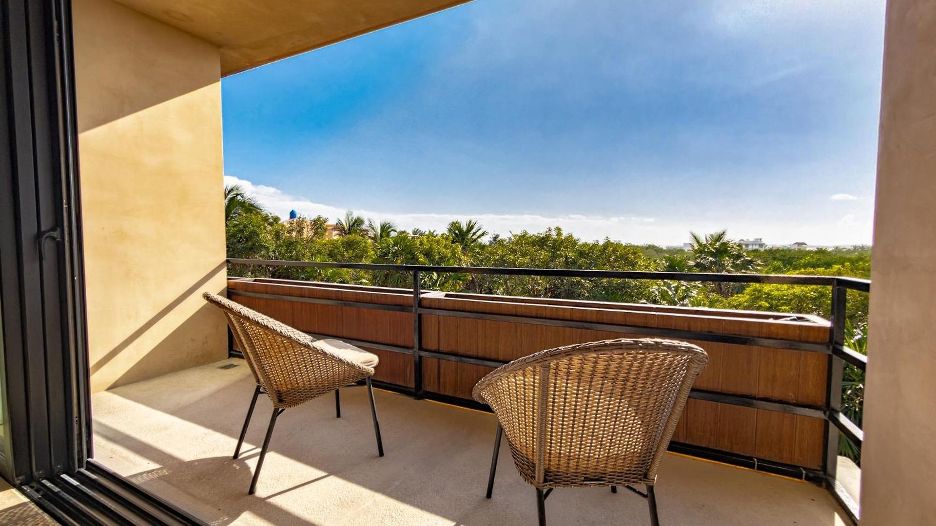 Luxury Romantic Getaway - 1 Bedroom - Steps From The - Bahia Tankah Apartment Tulum