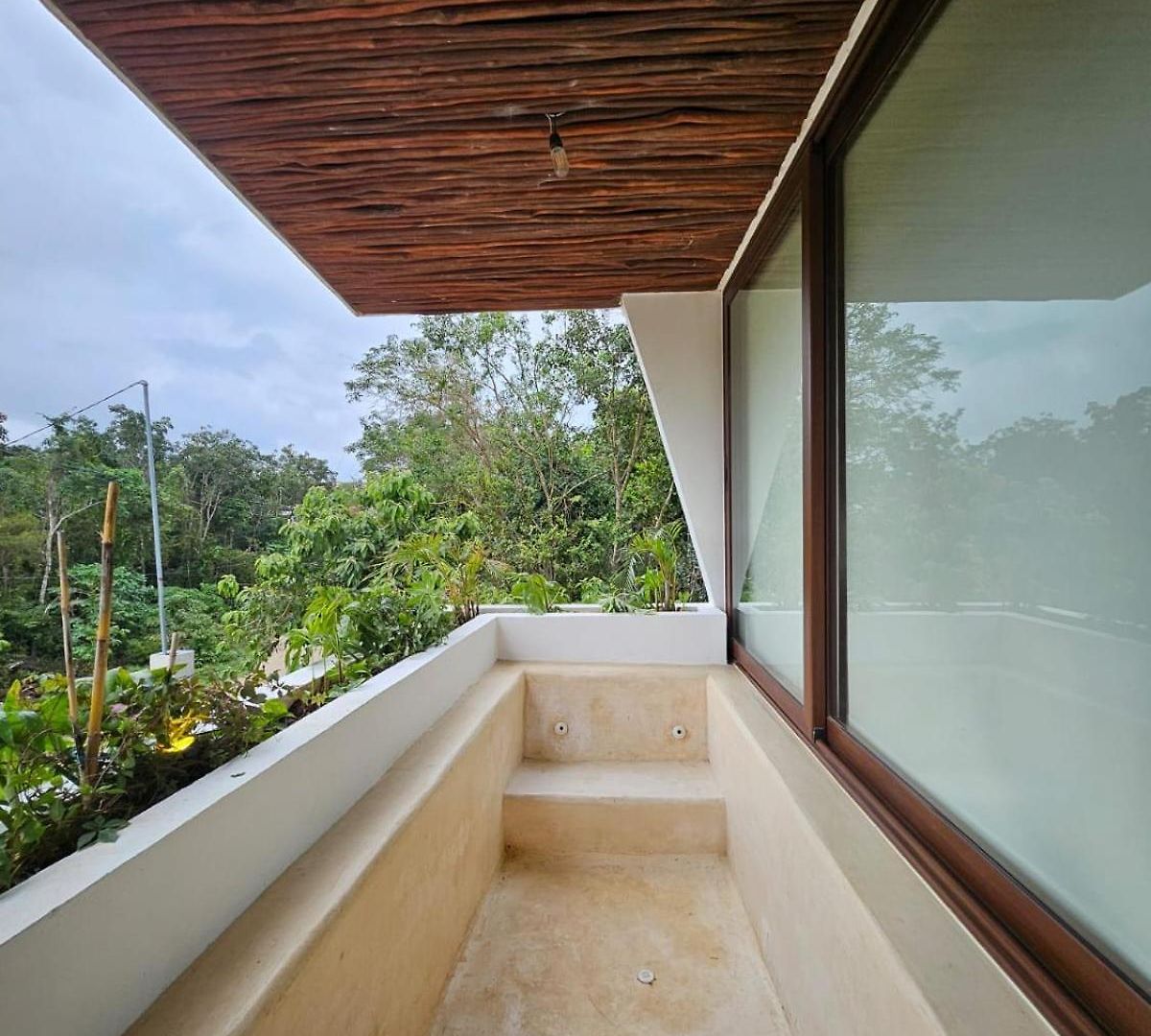Luxe Jacuzzi