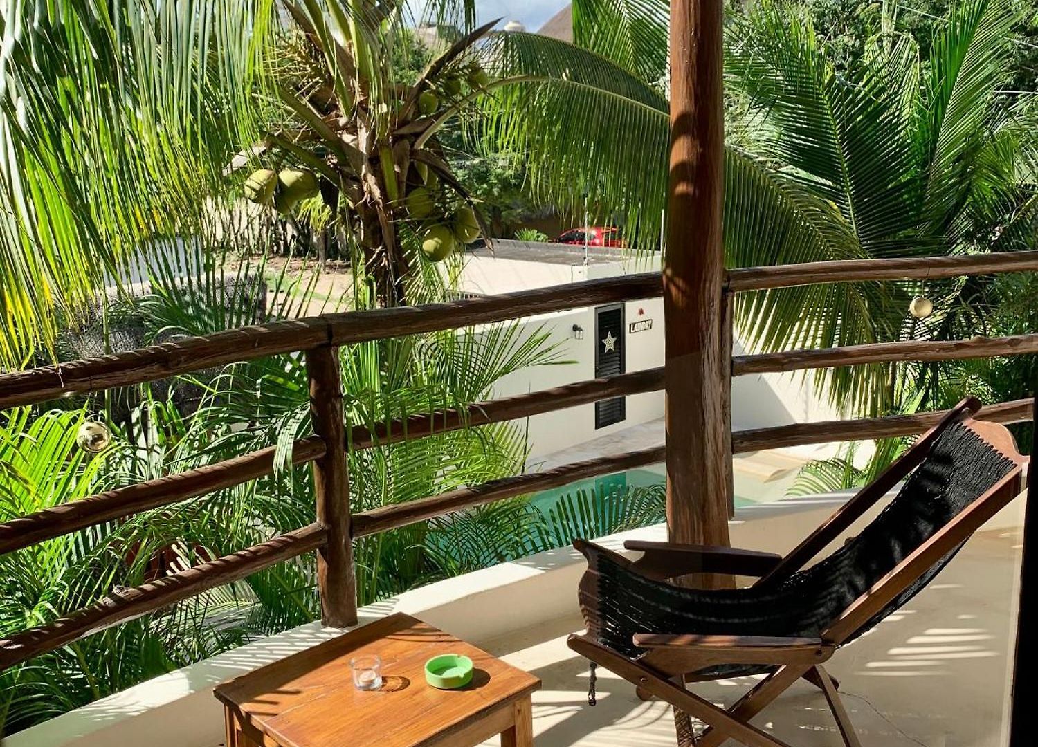 Tua Large Comfortable Pool Parking Space * Tulum